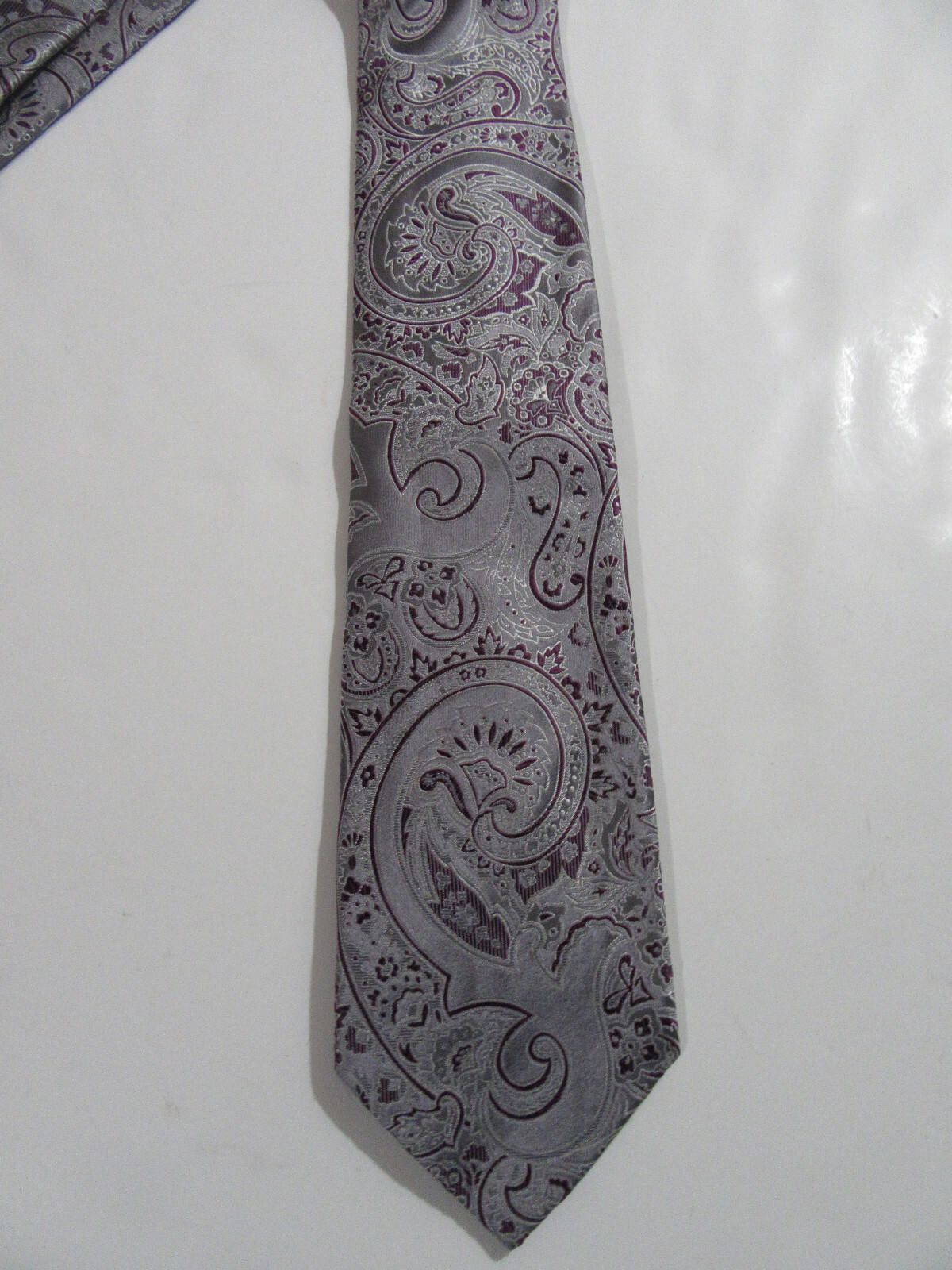 Designer Donald J. Trump Signature Collection Necktie Grey Paisley Size ONE SIZE - 3 Thumbnail