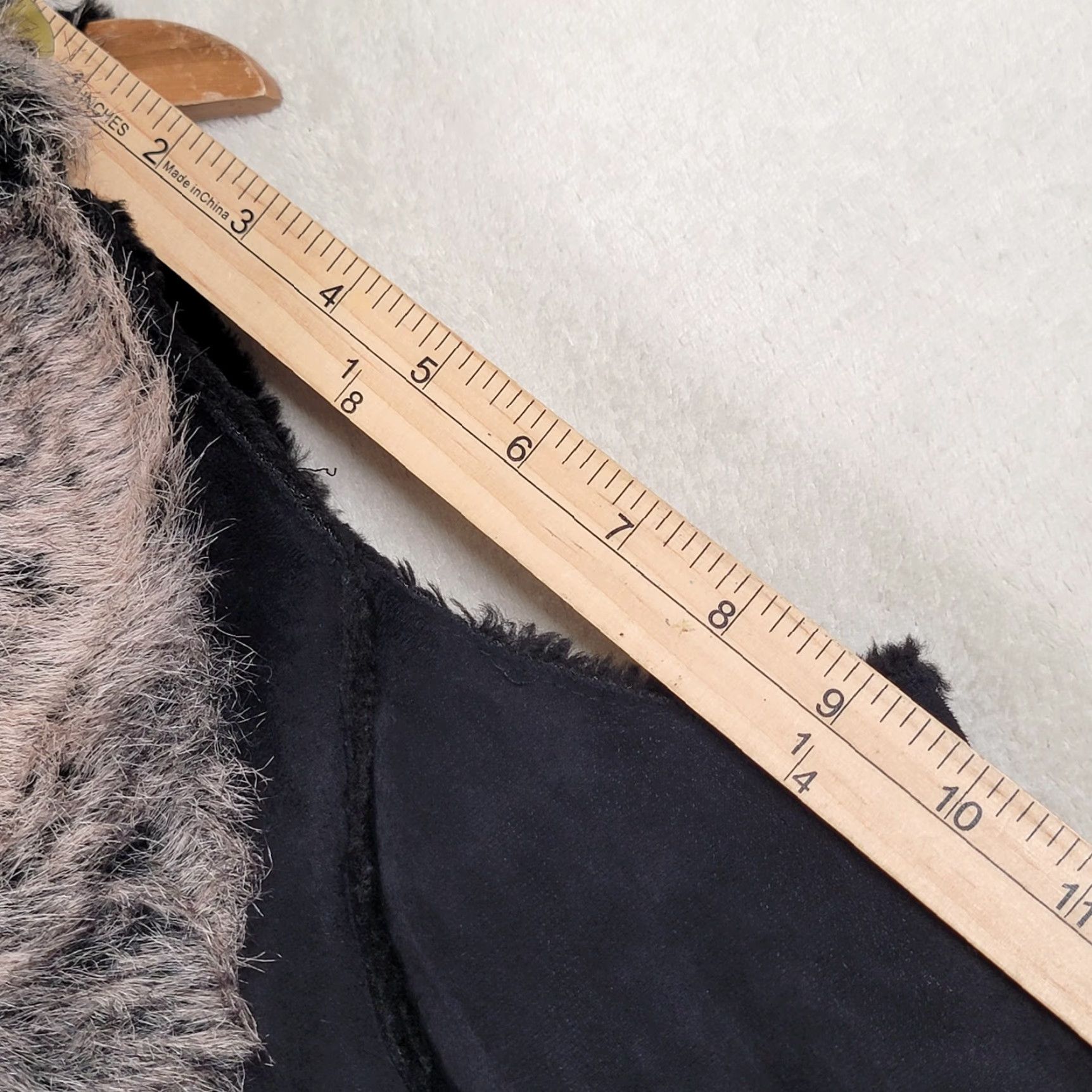 J Brand Tribal Brand Faux Fur Brown Vest Women's L With Shawl Collar Back Button Front Size L / US 10 / IT 46 - 6 Thumbnail