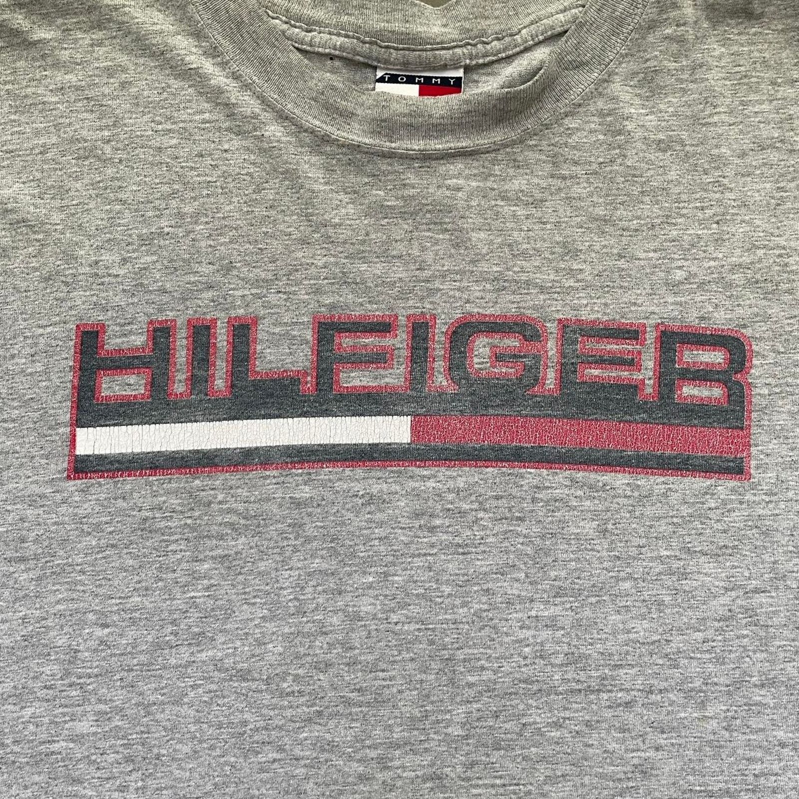 Tommy Hilfiger Vintage Tommy Hilfiger Grey Spell-out Logo T-shirt Size US M / EU 48-50 / 2 - 3 Thumbnail