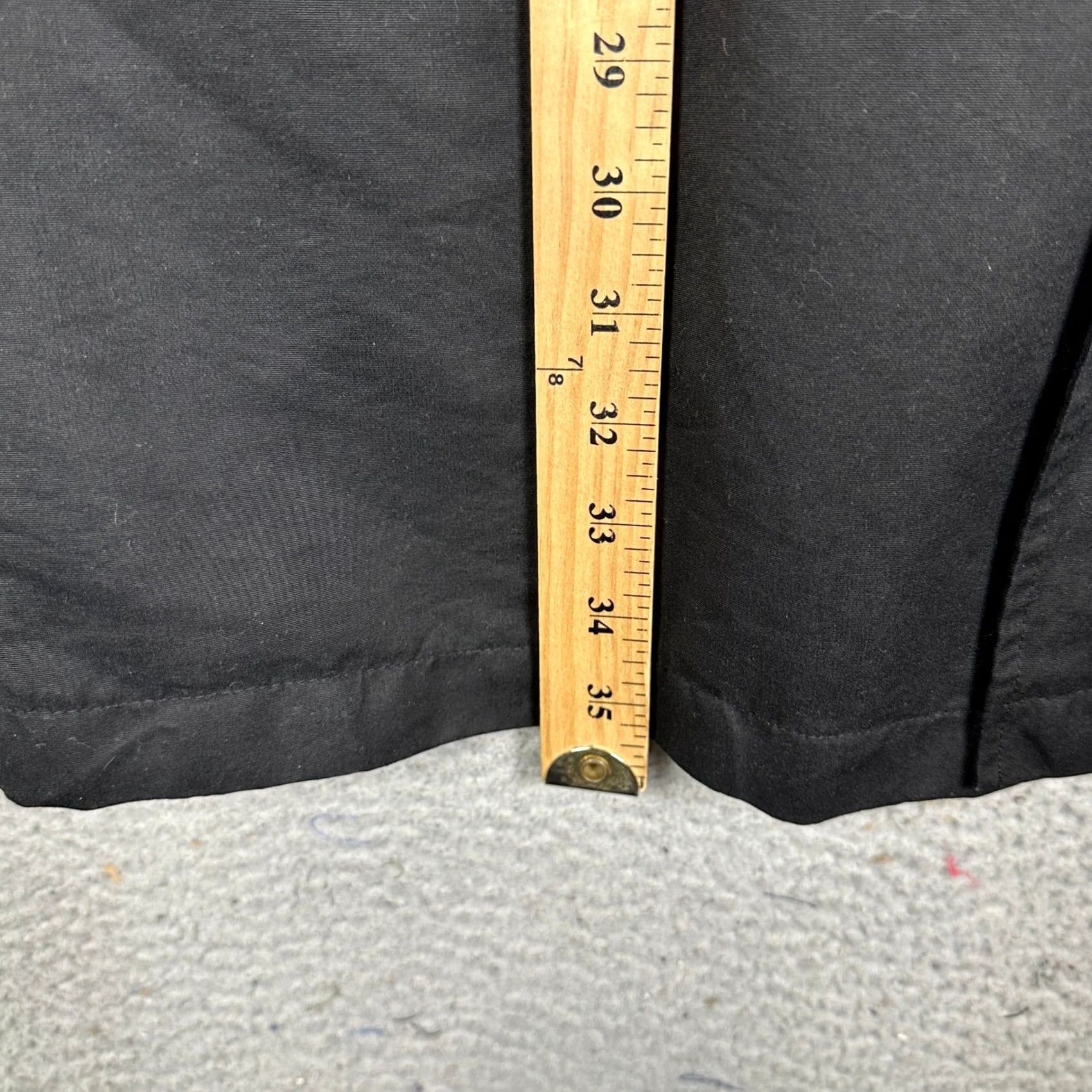 Gap Gap Overcoat Jacket Mens Medium Black Mac Coat Car Coat Button Front Closure Pockets Adjustable Cuffs Lined Quilted Fall Business, Workwear Mens Size US M / EU 48-50 / 2 - 7 Thumbnail