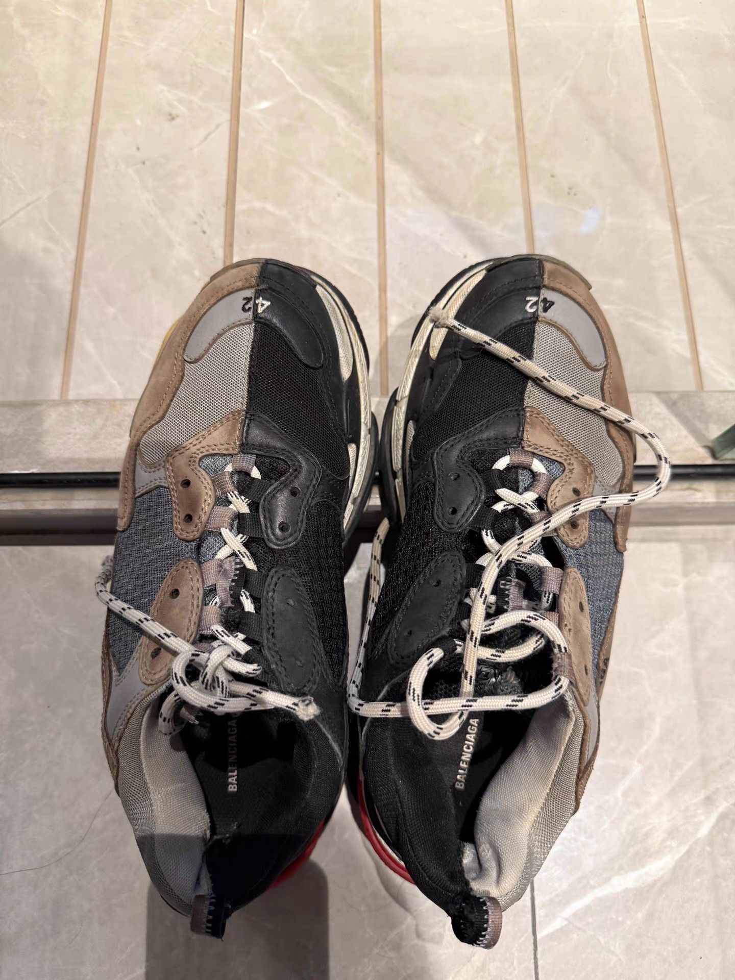 Balenciaga Balenciaga Triple S Multicolor Sneakers K27 Size US 9 / EU 42 - 1 Thumbnail