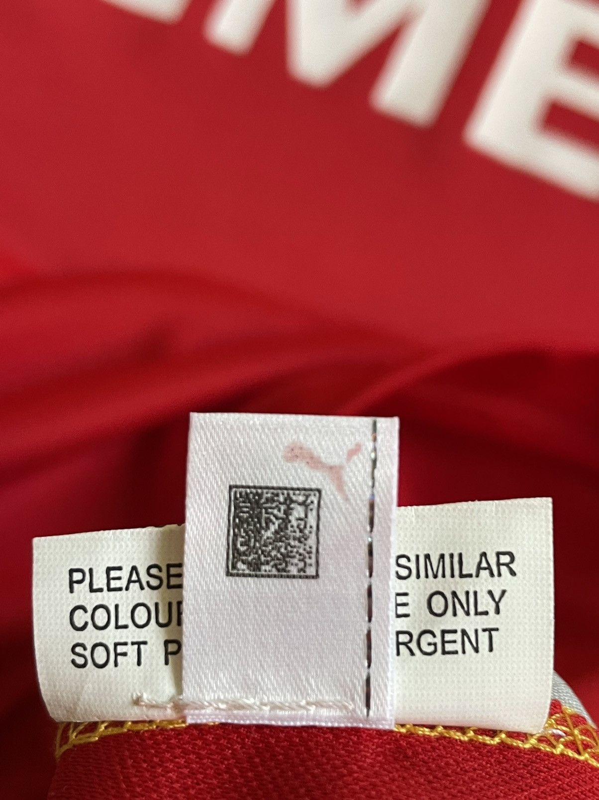 Puma Vintage Puma Olympiacos 2005/2006 Football Shirt Sleeve RARE Size US S / EU 44-46 / 1 - 10 Thumbnail