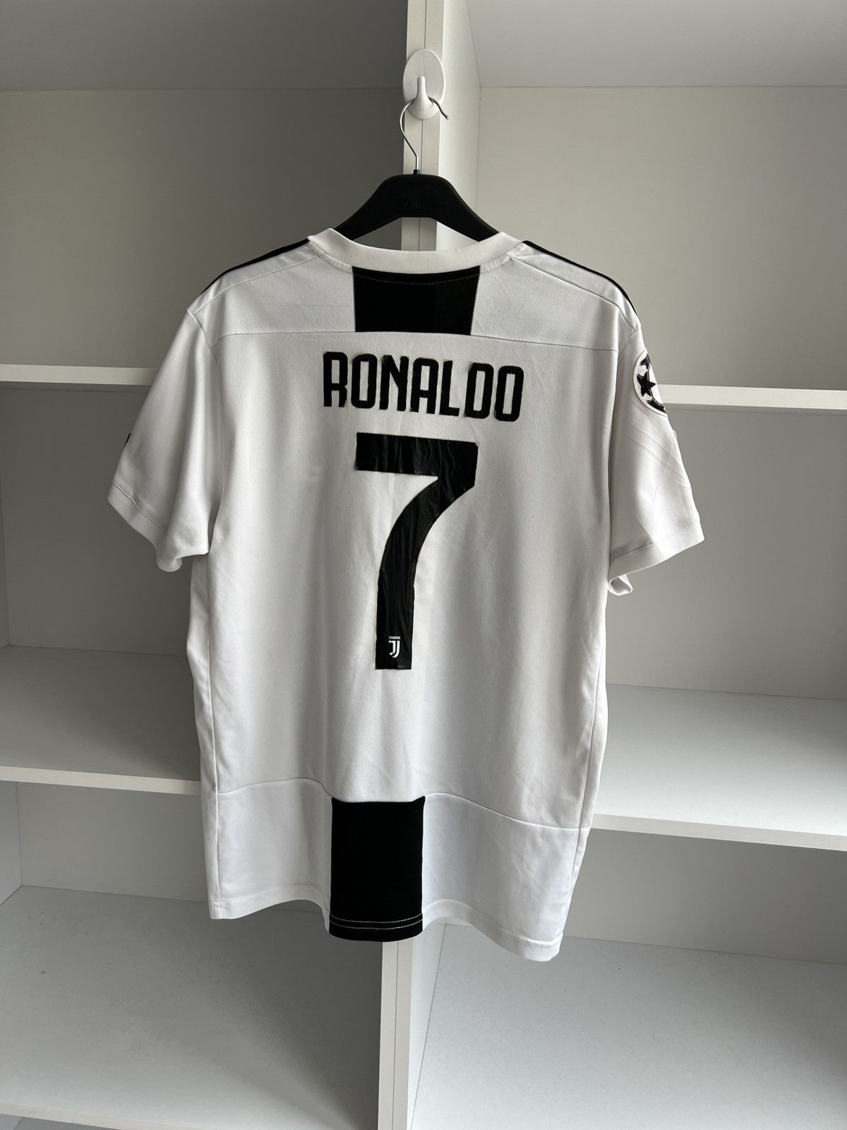 Adidas × Vintage Adidas Juventus Ronaldo 7 2018-19 Home Kit Soccer Jersey Size US XL / EU 56 / 4 - 19 Thumbnail
