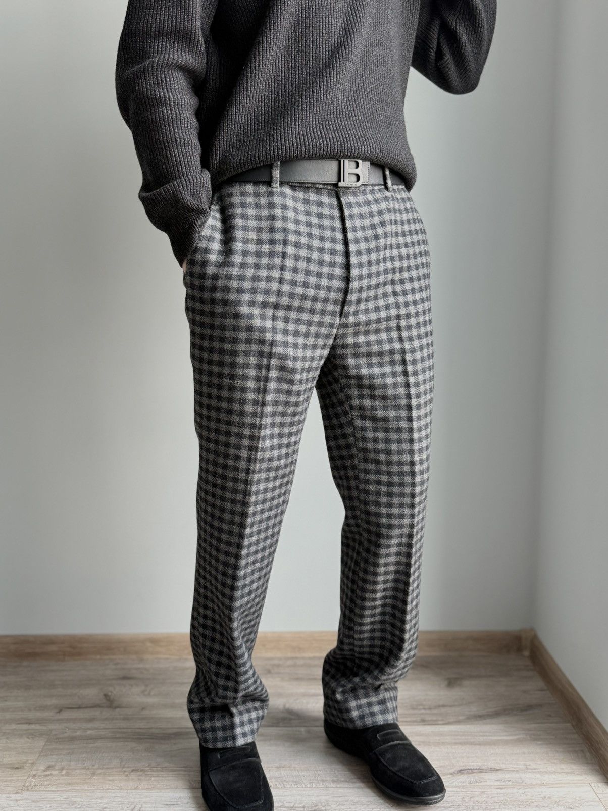 Tom Ford Tom Ford Grey Silk / Wool Tailored Straight Leg Trousers Size US 34 / EU 50 - 1 Thumbnail