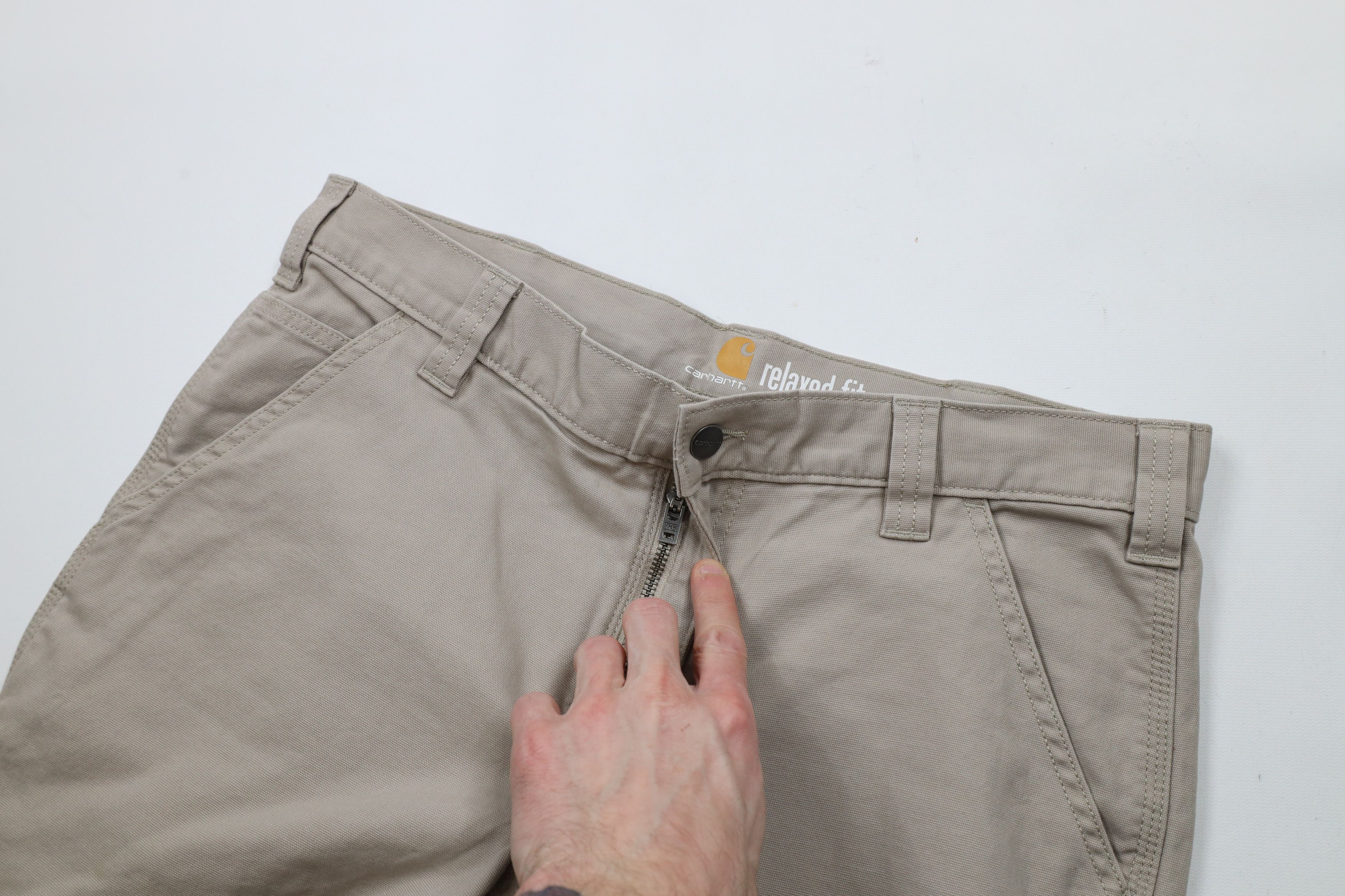 Carhartt × Vintage Vintage Carhartt Relaxed Wide Leg Dungaree Work Pants Beige Size US 34 / EU 50 - 6 Thumbnail