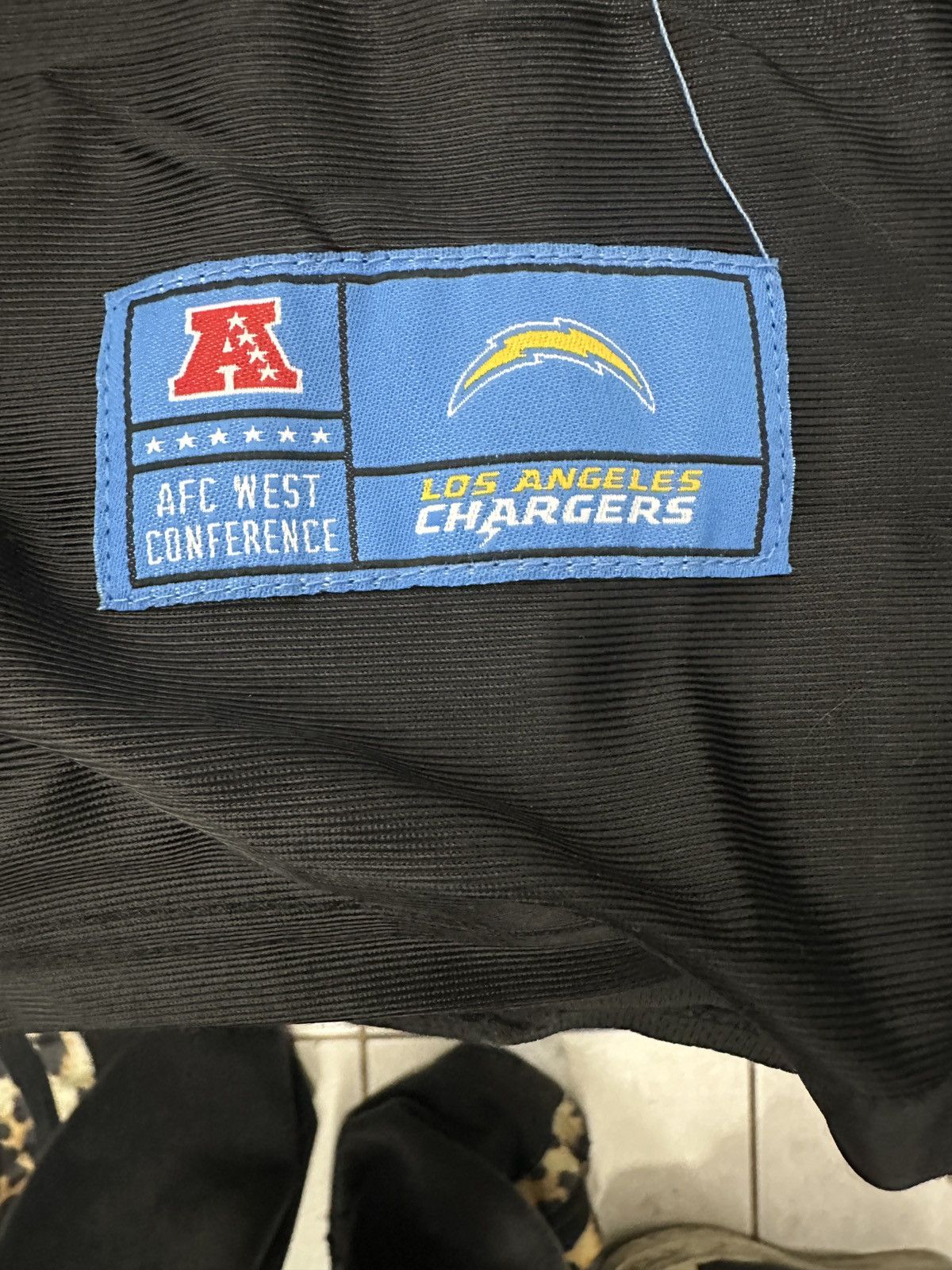 NFL NFL Los Angeles Chargers Jersey Size US S / EU 44-46 / 1 - 4 Thumbnail