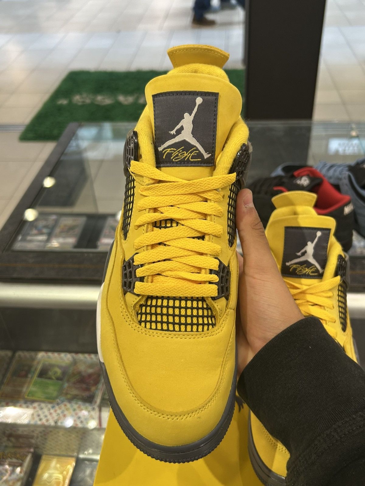 Jordan Brand Jordan 4 lightning 2021 Size US 9 / EU 42 - 6 Thumbnail