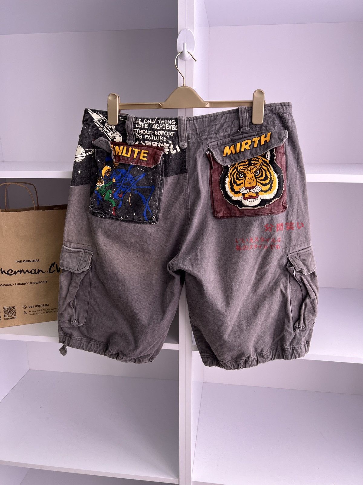 Designer × Vintage Vintage Minute Mirth Y2K Shorts Size US 40 / EU 56 - 1 Thumbnail