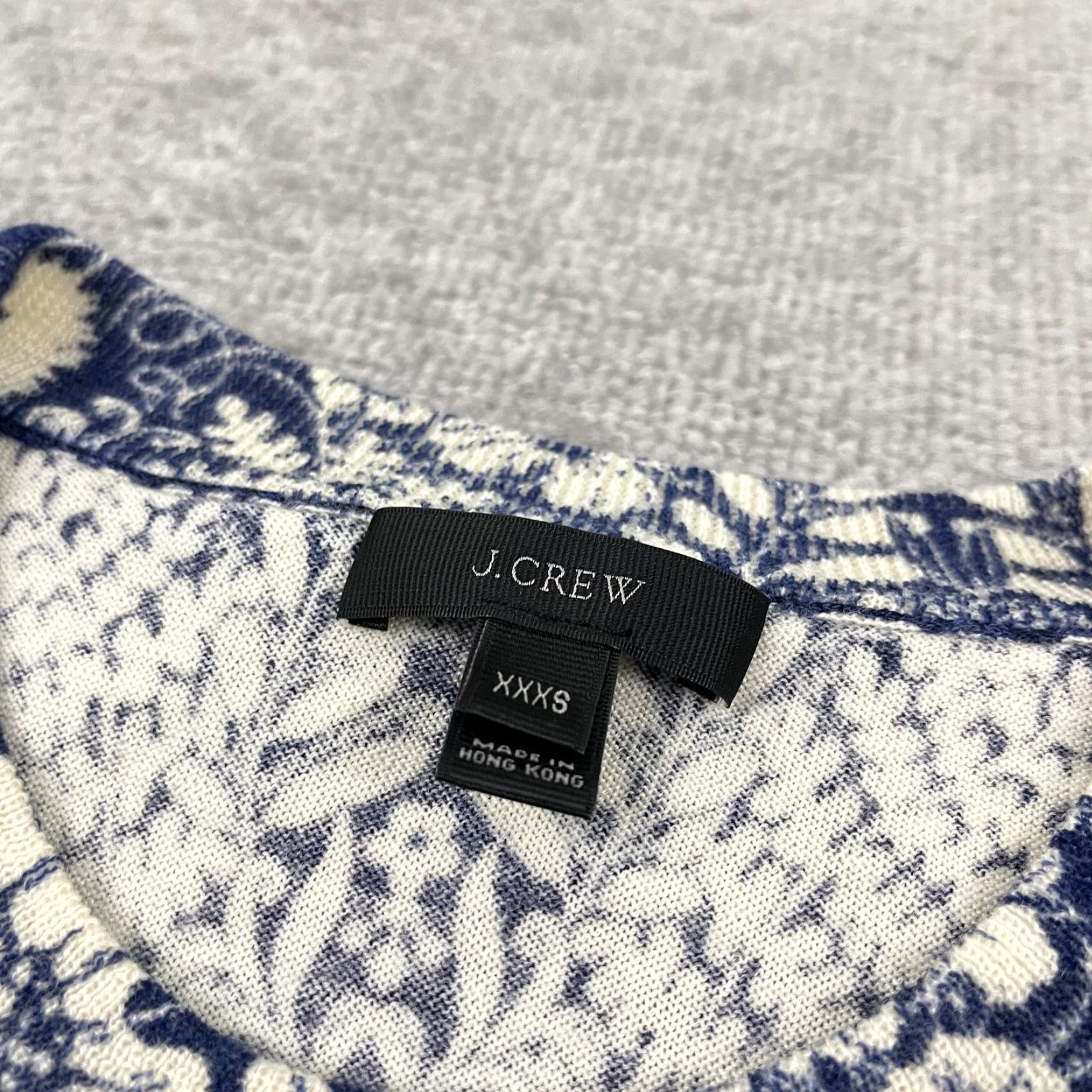 J.Crew VINTAGE J.CREW Women's Sweater XS Merino Wool Floral Mermaid Ruffle Crew Neck Pullover Fall Winter Size XS / US 0-2 / IT 36-38 - 2 Thumbnail