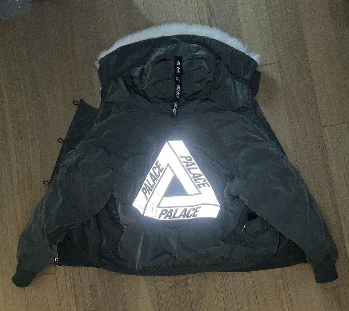 Palace Palace P-2B Short Parka Green Reflective FW18 Size US L / EU 52-54 / 3 - 3 Thumbnail