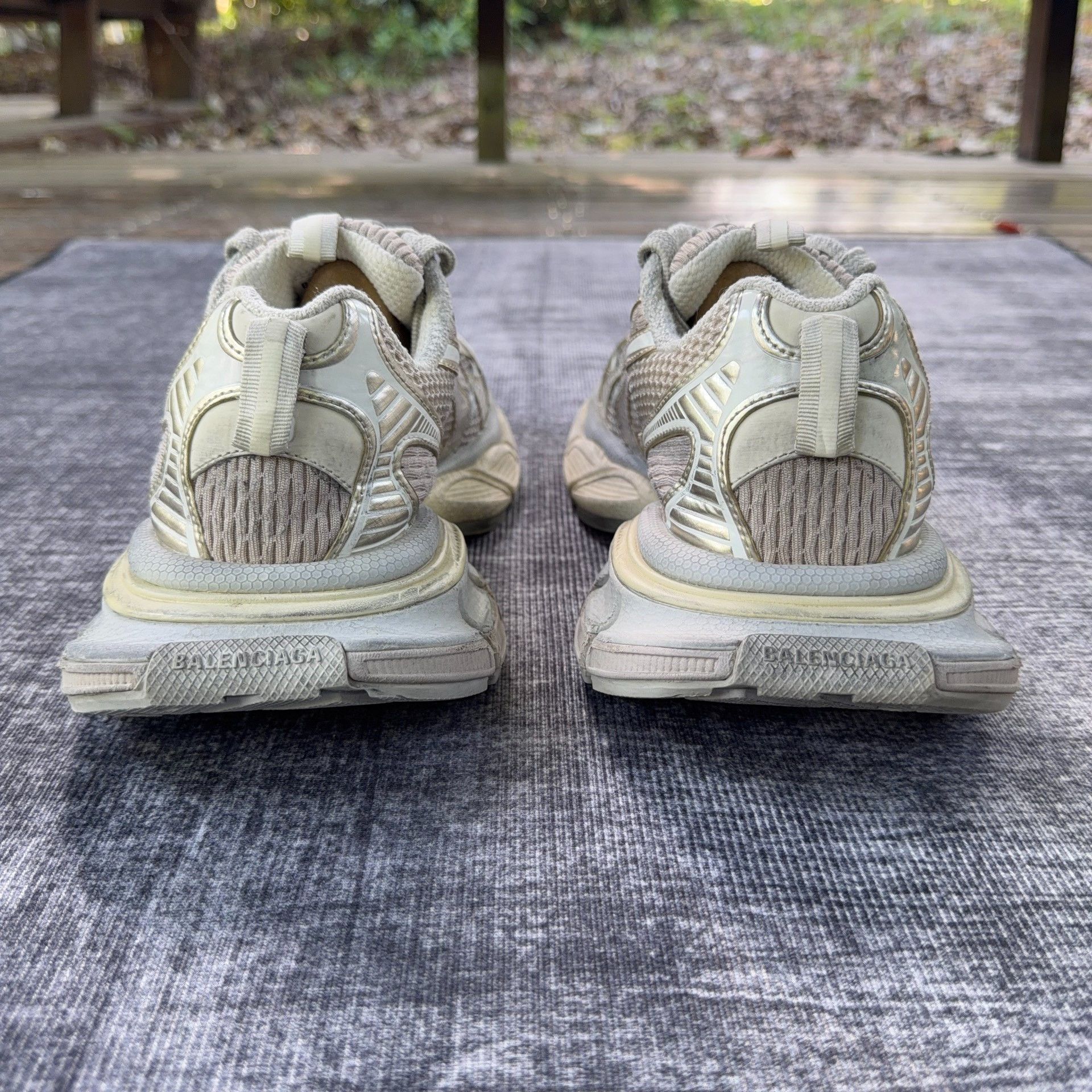 Balenciaga Balenciaga 3XL Distressed Gold Dad Shoes Size US 7 / EU 40 - 6 Thumbnail