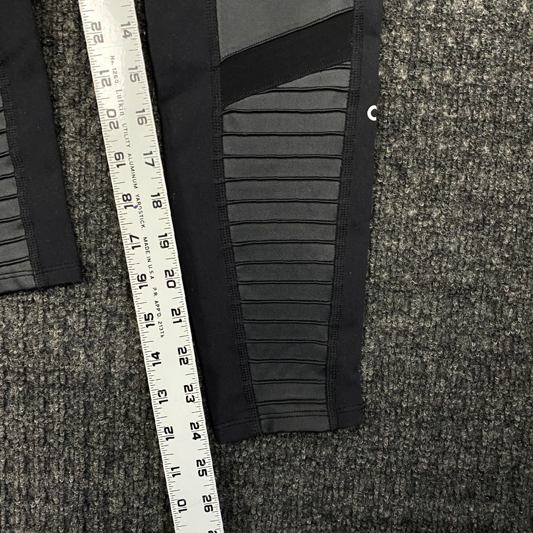 Alo Alo High Waisted Moto Leggings Pants Black Glossy Small Athleisure Leggings Women S Black Athleisure Size 28" / US 6 / IT 42 - 6 Thumbnail
