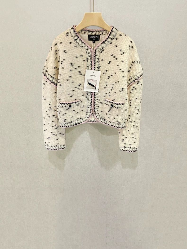 Chanel Chanel Polka dot double-pocket jacket Size XS / US 0-2 / IT 36-38 - 1 Thumbnail