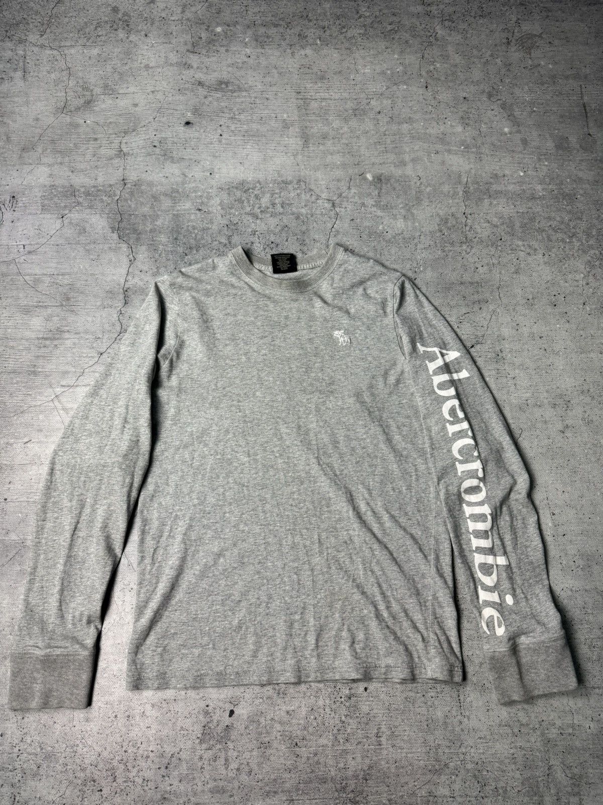 Abercrombie & Fitch Vintage 2000s Abercrombie & Fitch Long Sleeve Sweatshirt Size US S / EU 44-46 / 1 - 6 Thumbnail