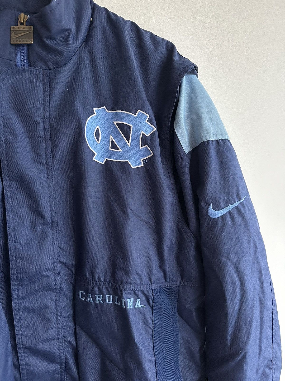 Nike Nike Vintage North Carolina Down Puffer Jacket Mens L NCAA Size US L / EU 52-54 / 3 - 6 Thumbnail