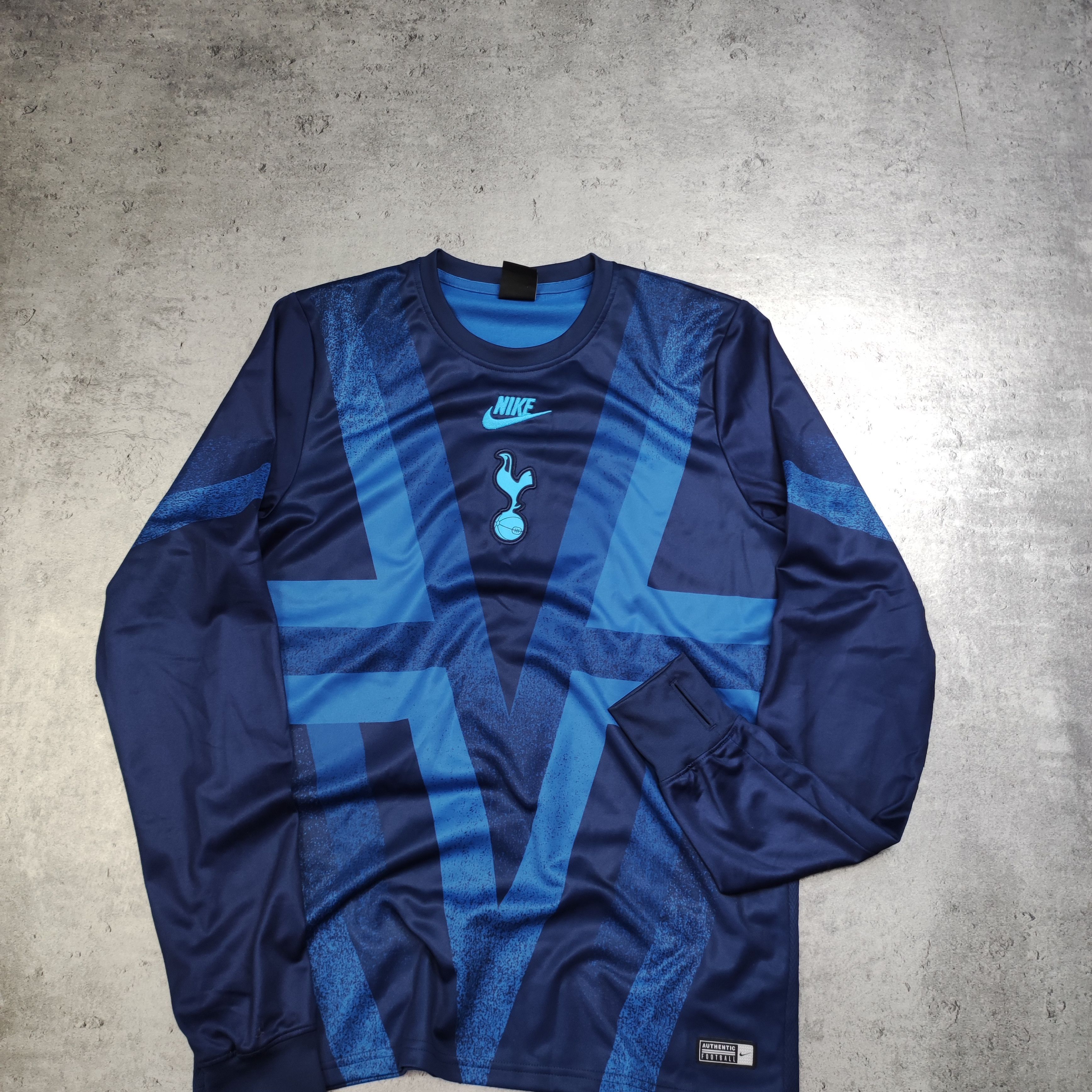 Nike RARE Tottenham Hotspurs x Nike Training Pre Match Longsleeve Size US M / EU 48-50 / 2 - 2 Thumbnail