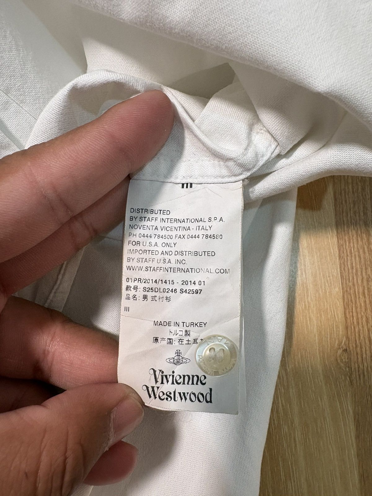 Vivienne Westwood Vivienne Westwood Embroidered OrbLogo OxfordShirt Size III M Size US M / EU 48-50 / 2 - 9 Thumbnail