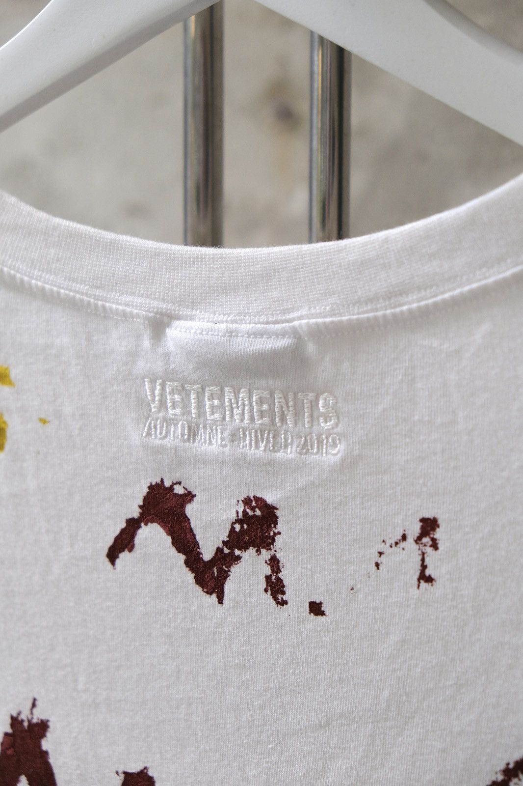 Vetements “ Elephant in the room ” Tee