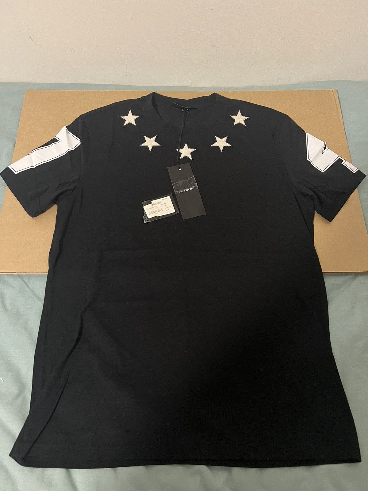 Givenchy Givenchy T Shirt 74 Stars CUBAN FIT Grailed