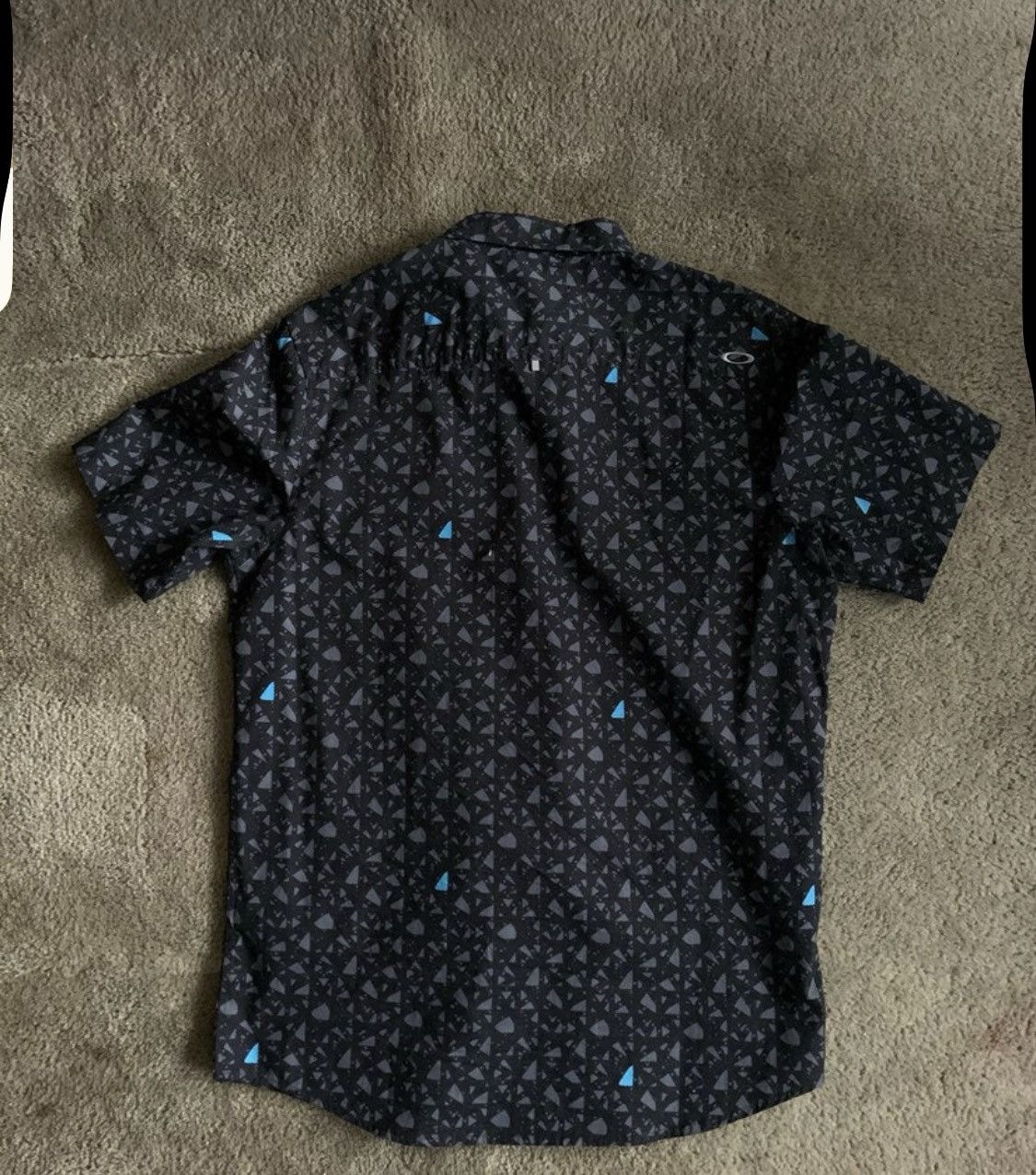 Oakley Oakley button short sleeve shirt sz M Size US M / EU 48-50 / 2 - 3 Thumbnail
