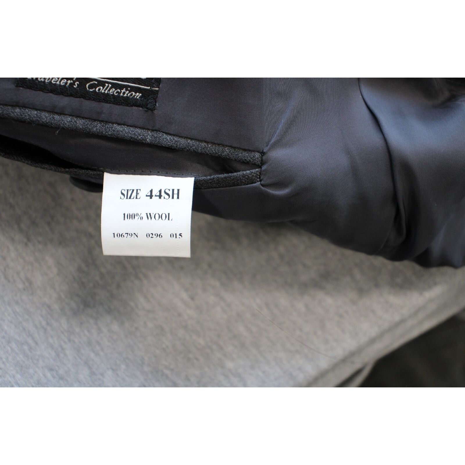 Jos. A. Bank Jos A Bank Blazer Men 44S Gray Check 100% Wool 2 Button Size 44S - 5 Thumbnail
