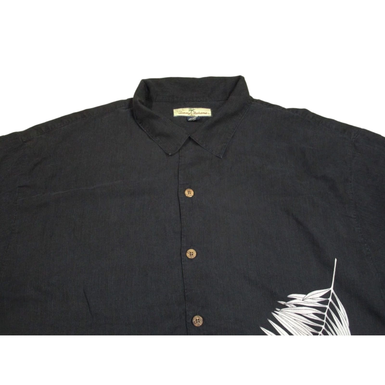 Tommy Bahama VINTAGE Tommy Bahama Shirt Men XL Black Silk Palm Leaves Loop Collar Button Up Hawaiian Size US XL / EU 56 / 4 - 1 Thumbnail