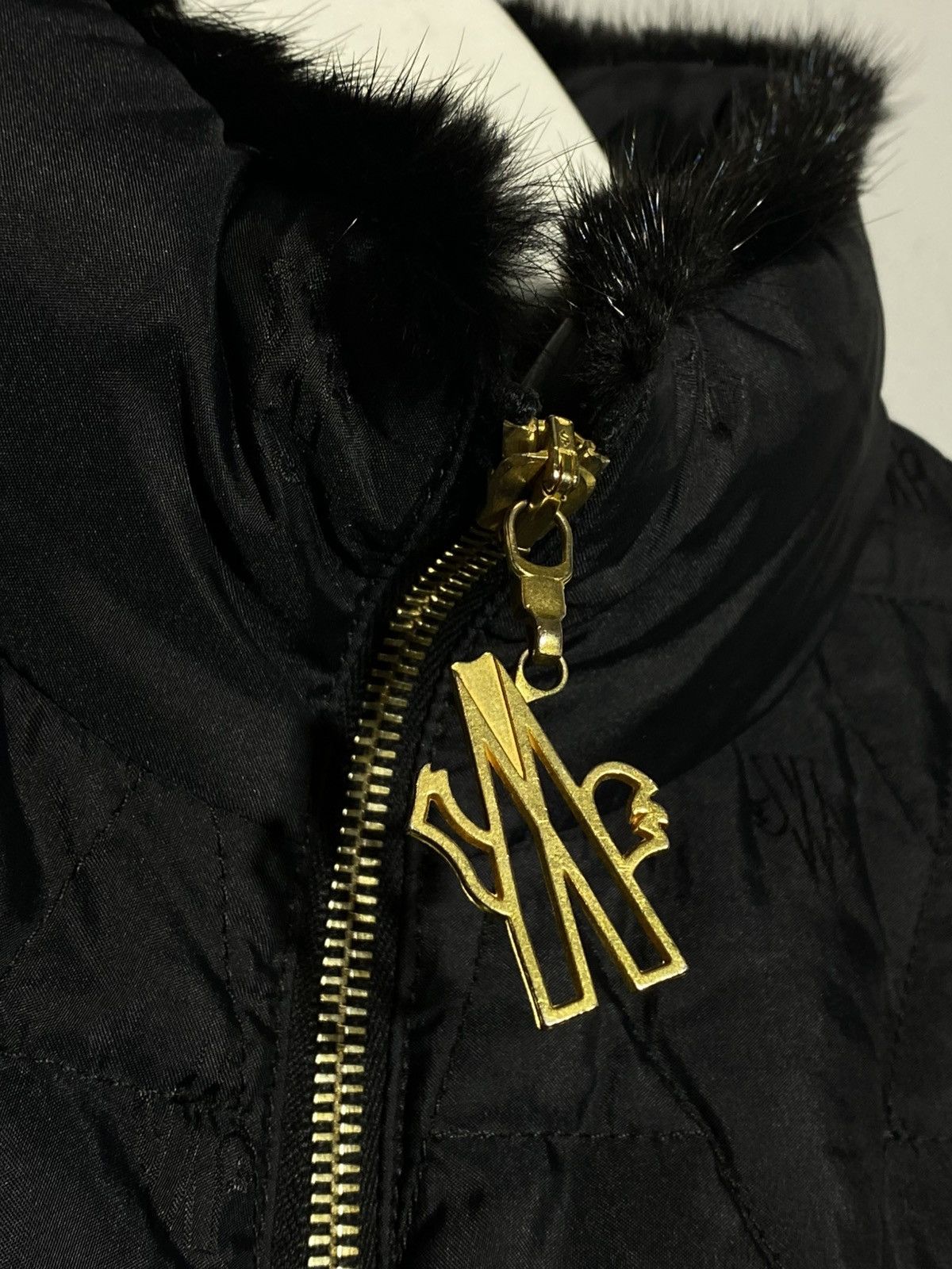 Moncler Moncler Down Filled Monogram Jacket with Fur Details Size S / US 4 / IT 40 - 10 Thumbnail