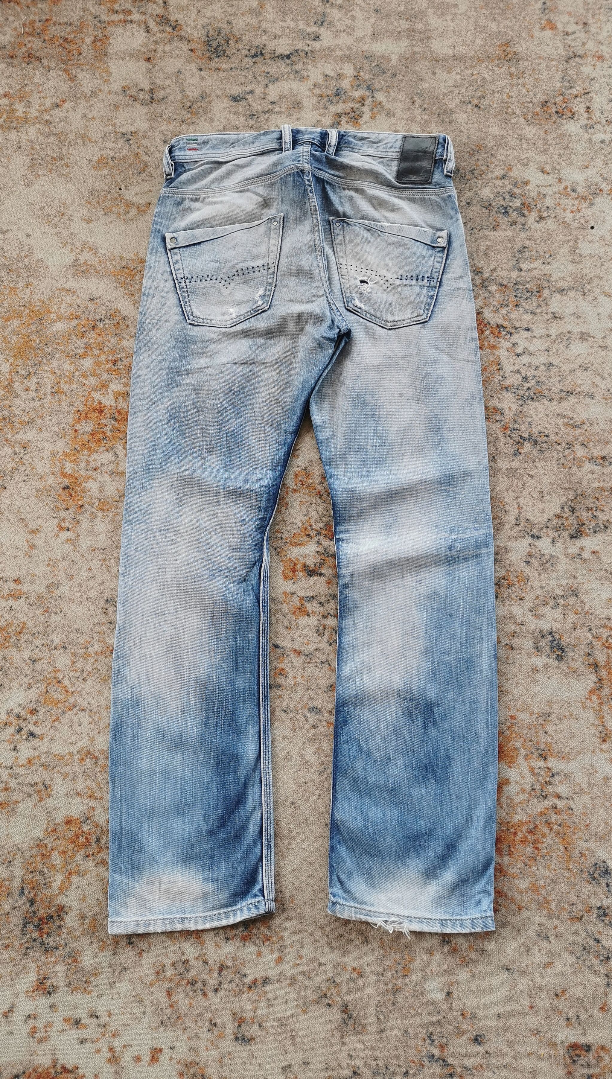 Diesel Diesel Blue Eyecons 2012/2 Edition Slim Straight- Y154 Size US 30 / EU 46 - 10 Thumbnail