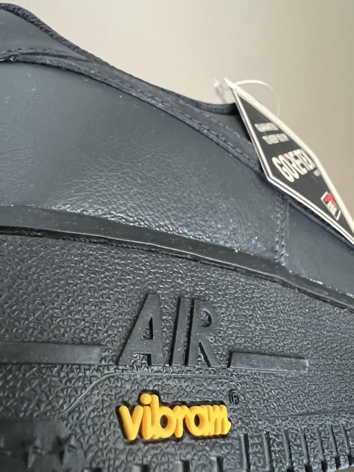 Nike Nike Air force1 Gore Tex Black 10US Size US 10 / EU 43 - 18 Thumbnail