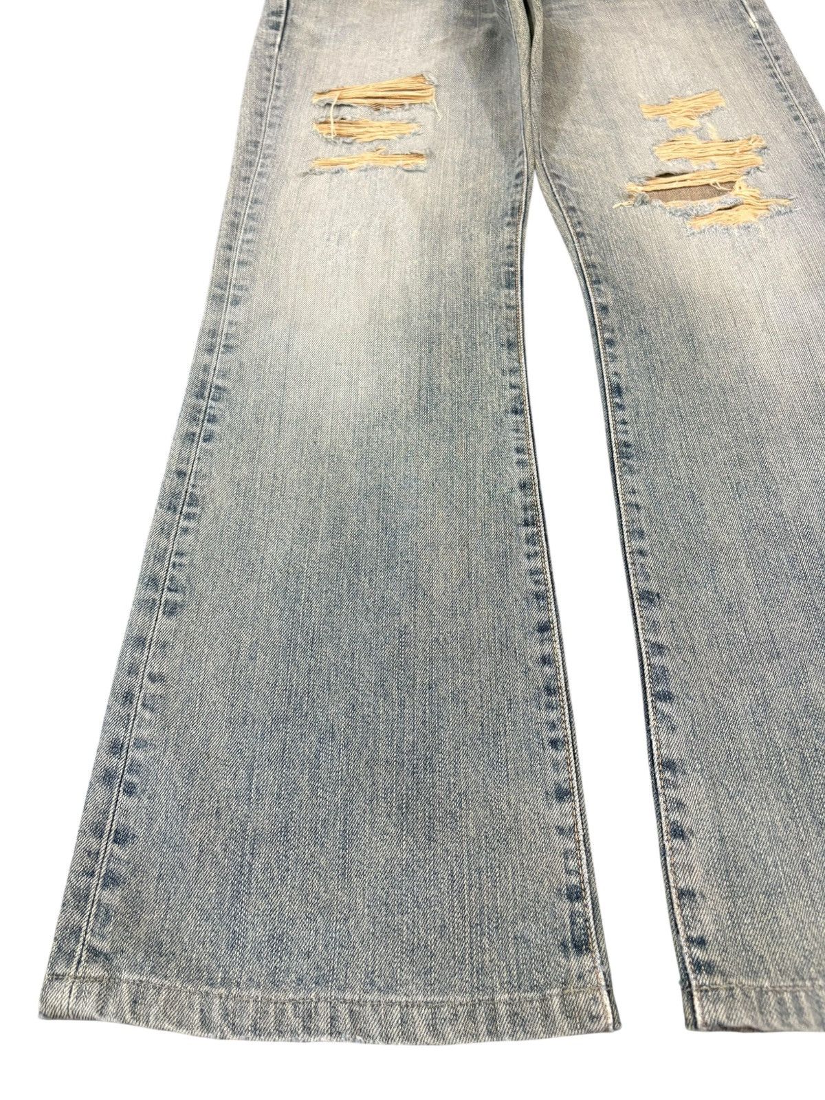 Edwin Exclusive Vintage Edwin Rusty Wash Distressed Flare Jeans Size US 31 - 6 Thumbnail