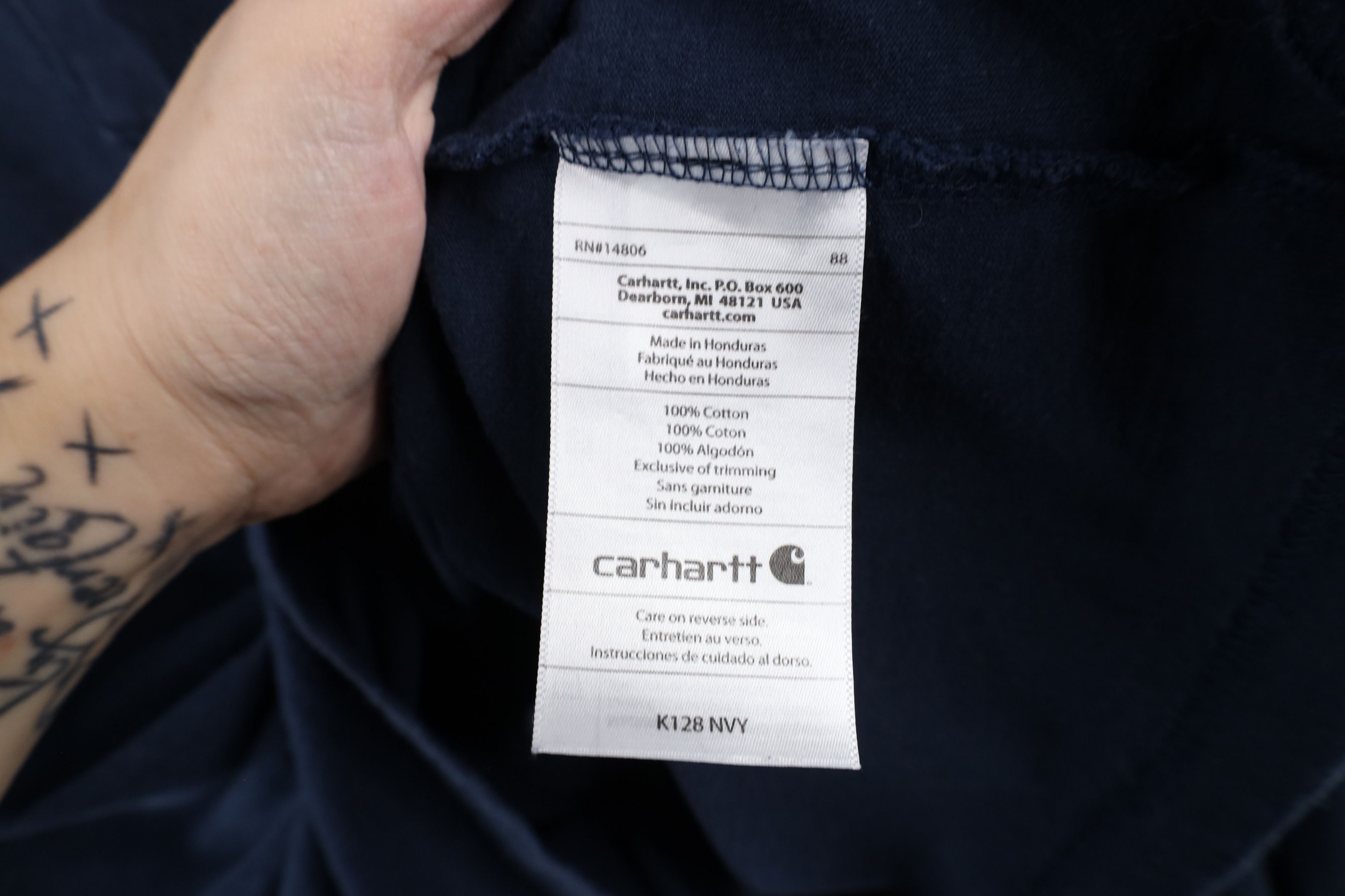 Carhartt × Vintage Vintage Carhartt Heavyweight Long Sleeve Henley T-Shirt Size US L / EU 52-54 / 3 - 7 Thumbnail