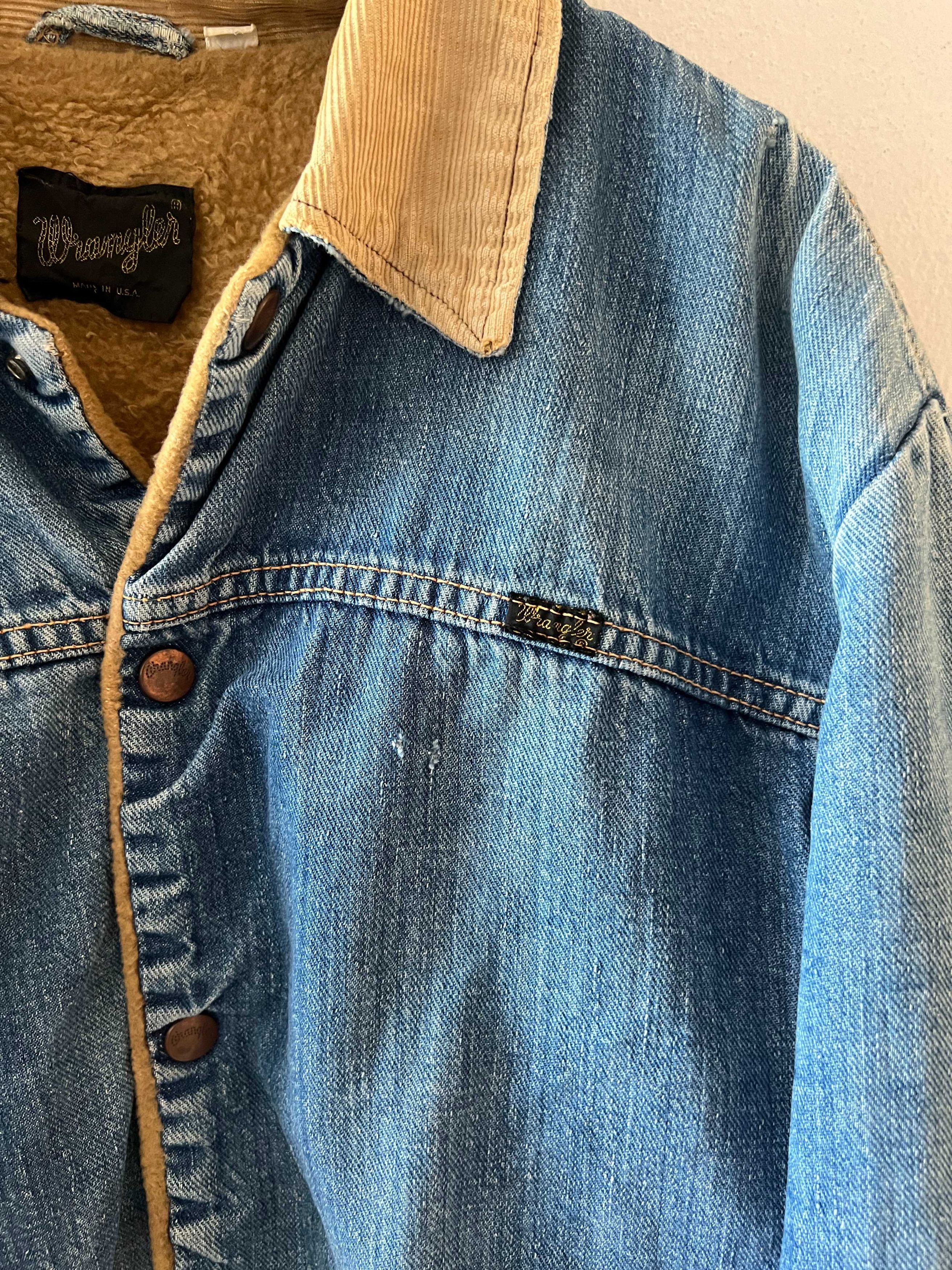Vintage DISTRESSED VINTAGE 70s WRANGLER WESTERN DENIM JACKET Size US M / EU 48-50 / 2 - 3 Thumbnail