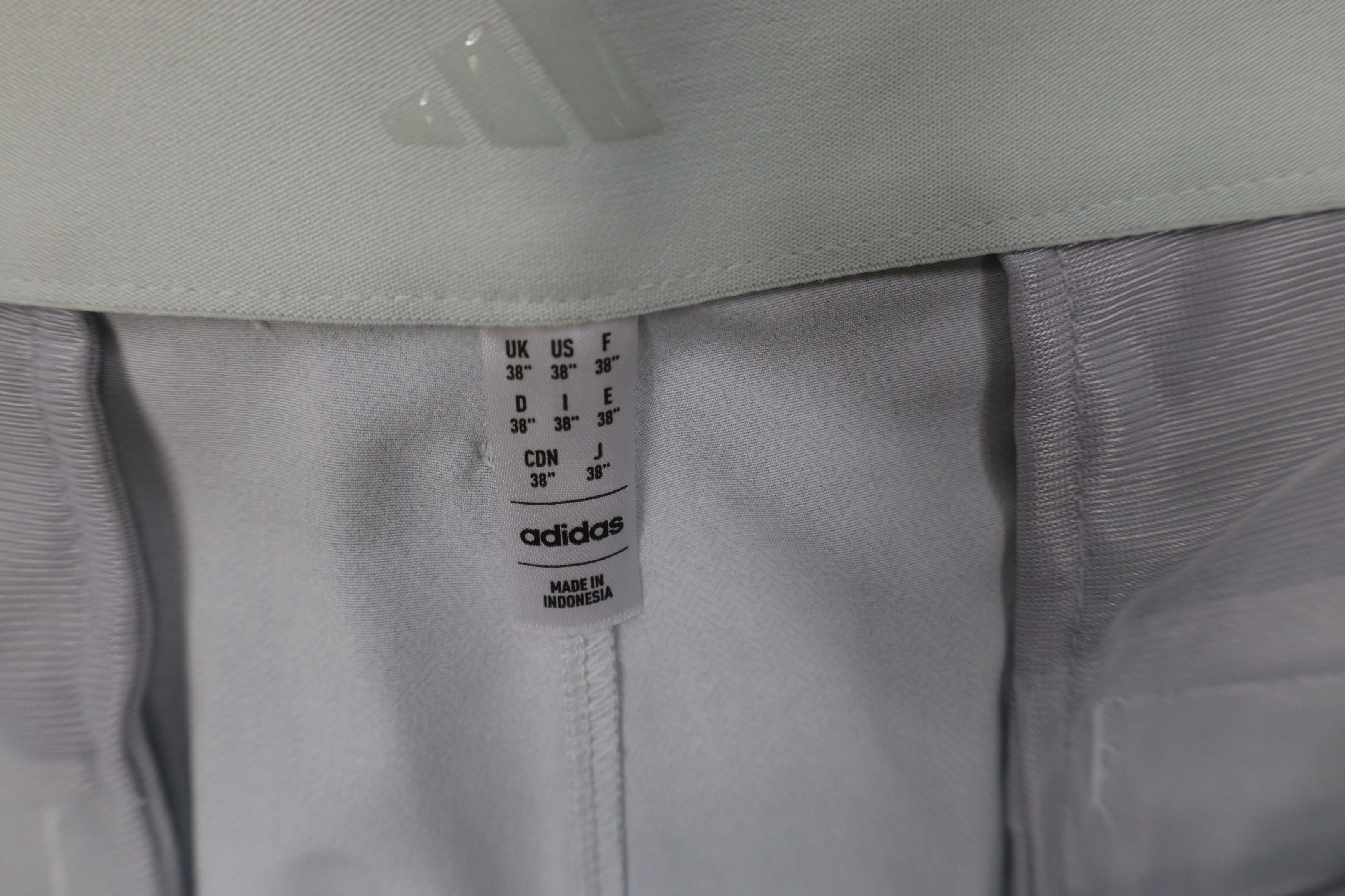 Adidas Deadstock Vintage Y2K Adidas Golf Herringbone Golfing Shorts Size US 38 / EU 54 - 6 Thumbnail