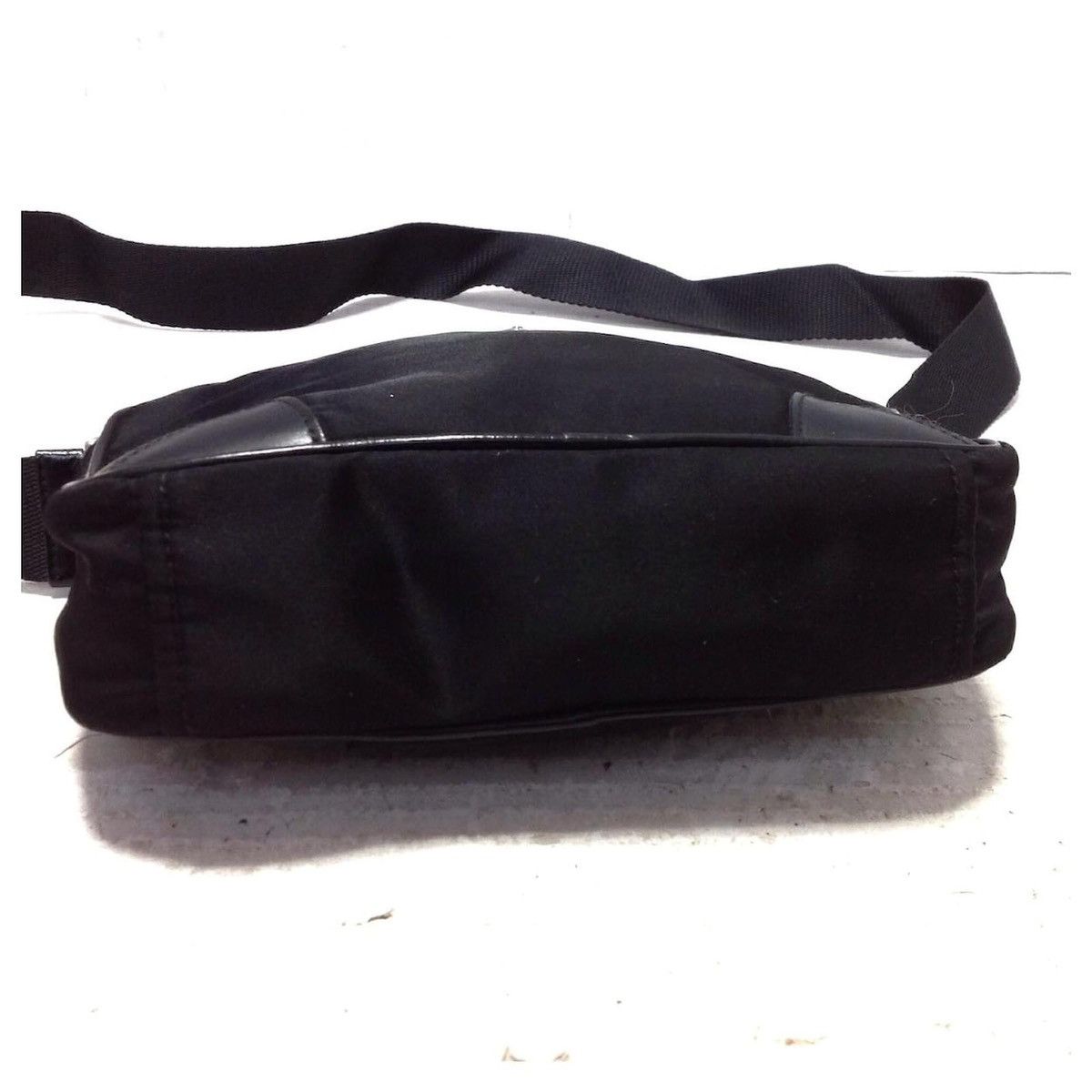 Prada Authentic PRADA Nylon Crossbody Camera Bag Size ONE SIZE - 7 Thumbnail