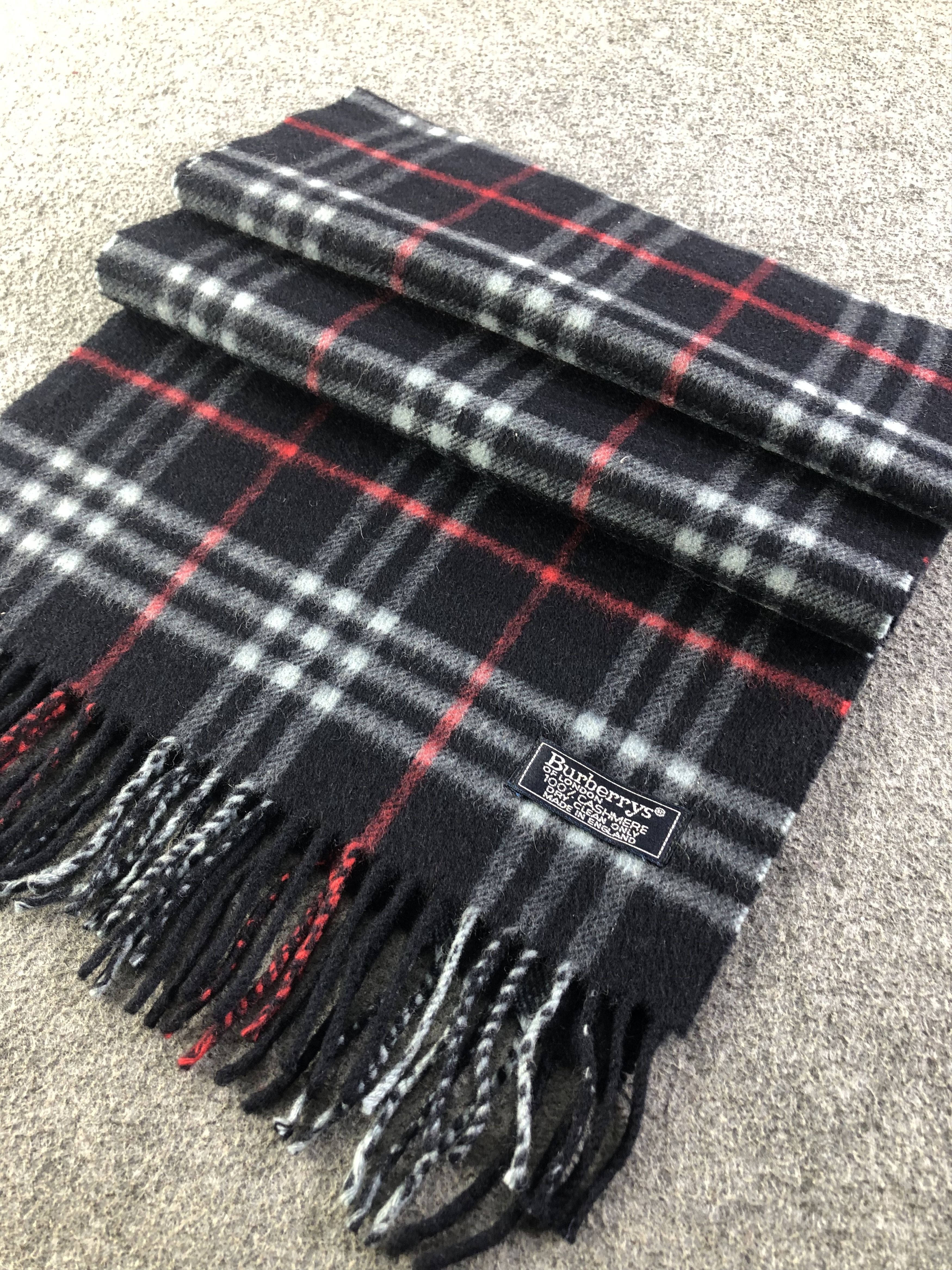 Burberry Burberrys Cashmere Scarf / Muffler / Neckwear SS1387 Size ONE SIZE - 3 Thumbnail
