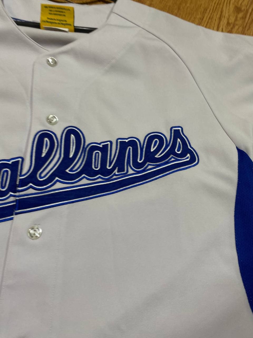 Vintage Sportwear Jerseys Magallanes T-Shirt big logo Y2K Vintage Size US S / EU 44-46 / 1 - 9 Thumbnail