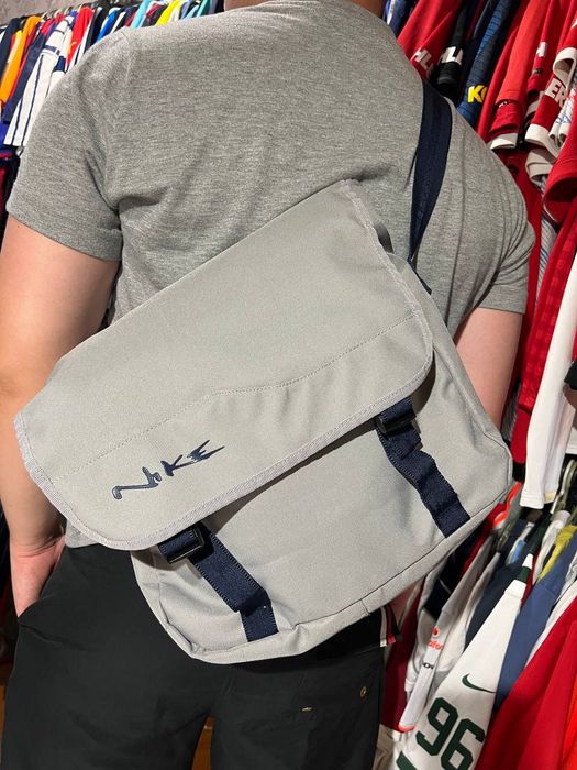 Nike Vintage Nike Bag Shoulders Backpack 90s Sling Y2K Gorpcore
