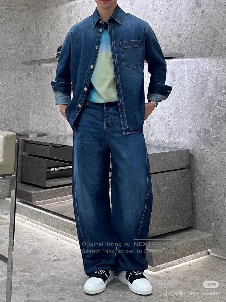 Other Givenchy Gradual Color Wash Abstract Print T-Shirt Size US XL / EU 56 / 4 - 8 Thumbnail