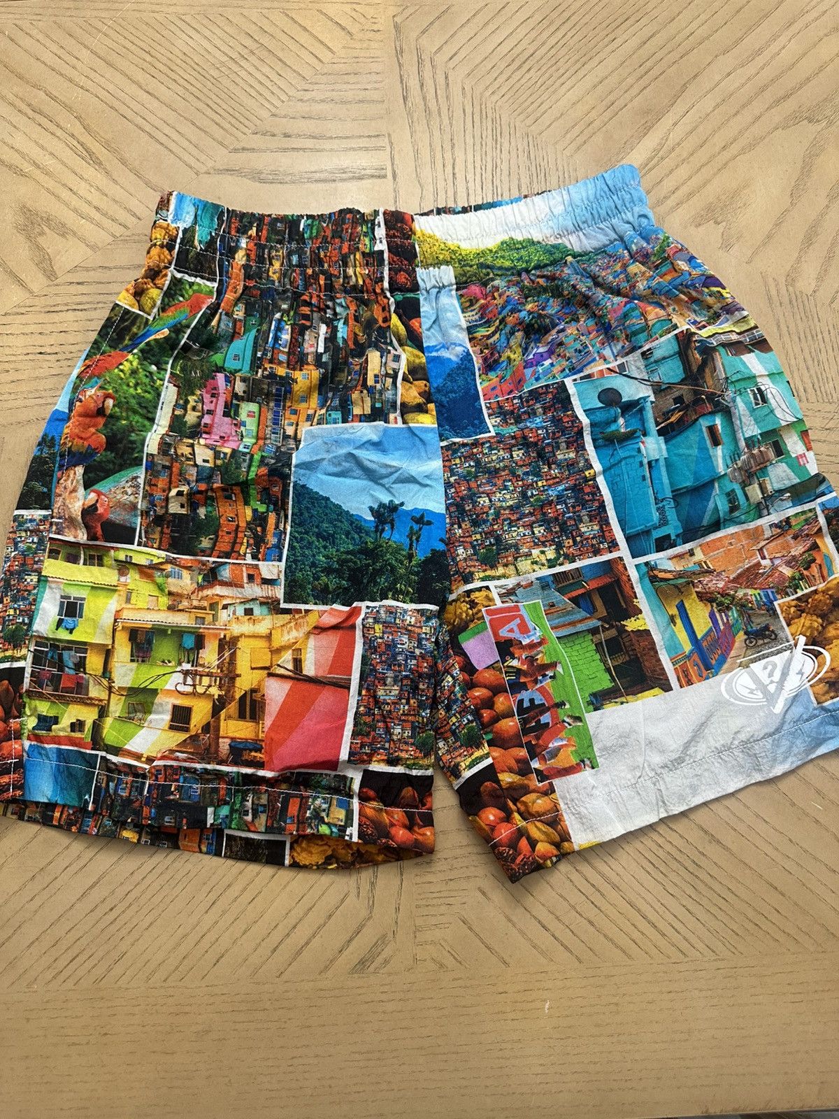Guess Guess x JBalvin swim trunks shorts Size US 30 / EU 46 - 1 Thumbnail