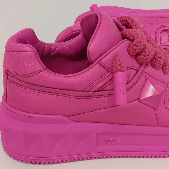 Valentino Valentino One Stud XL Fuchsia Leather Sneakers -EU37.5/US7.5 Size US 7.5 / IT 37.5 - 9 Thumbnail