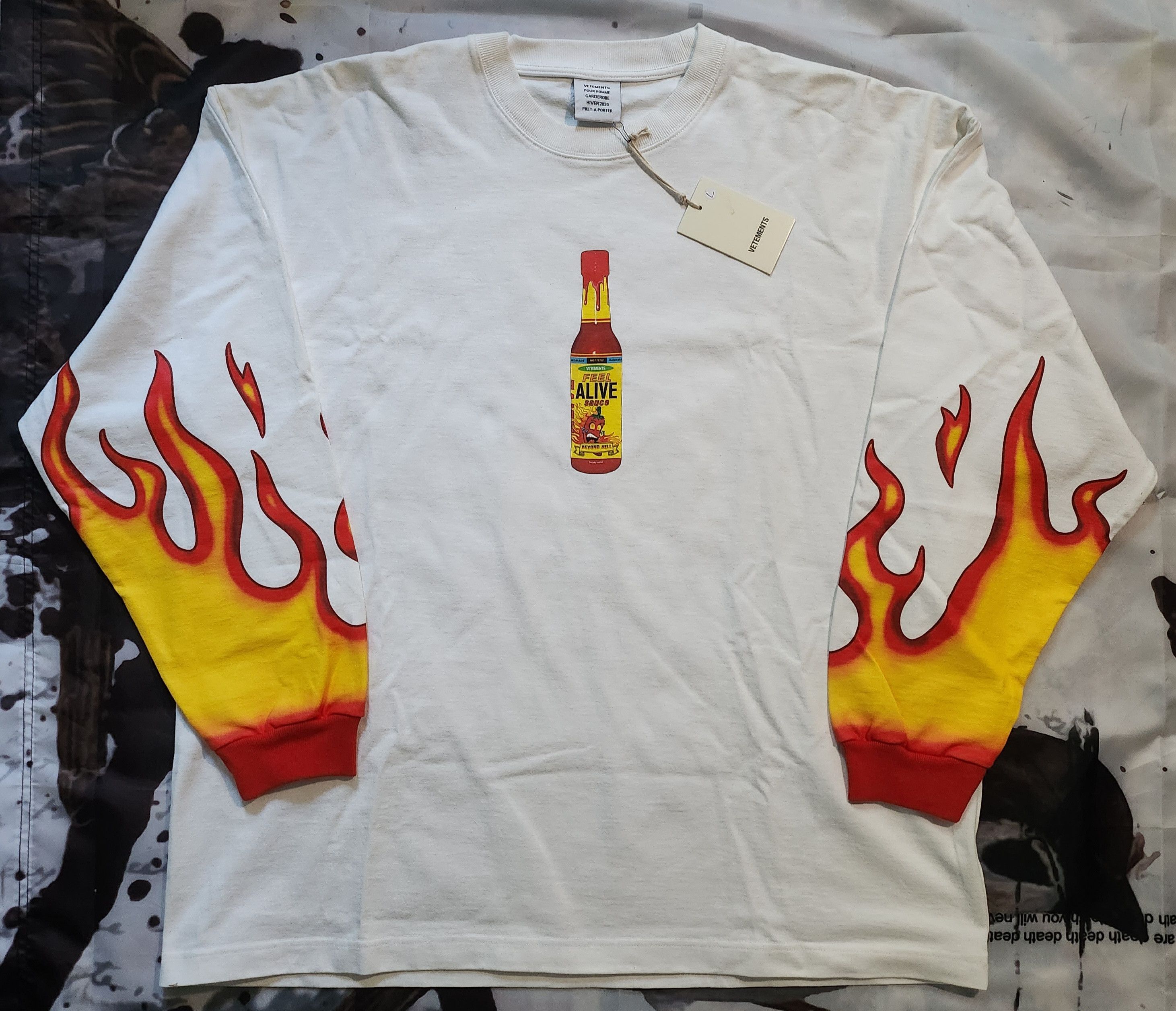 Vetements Hot Sauce Long Sleeve Size US L / EU 52-54 / 3 - 1 Thumbnail