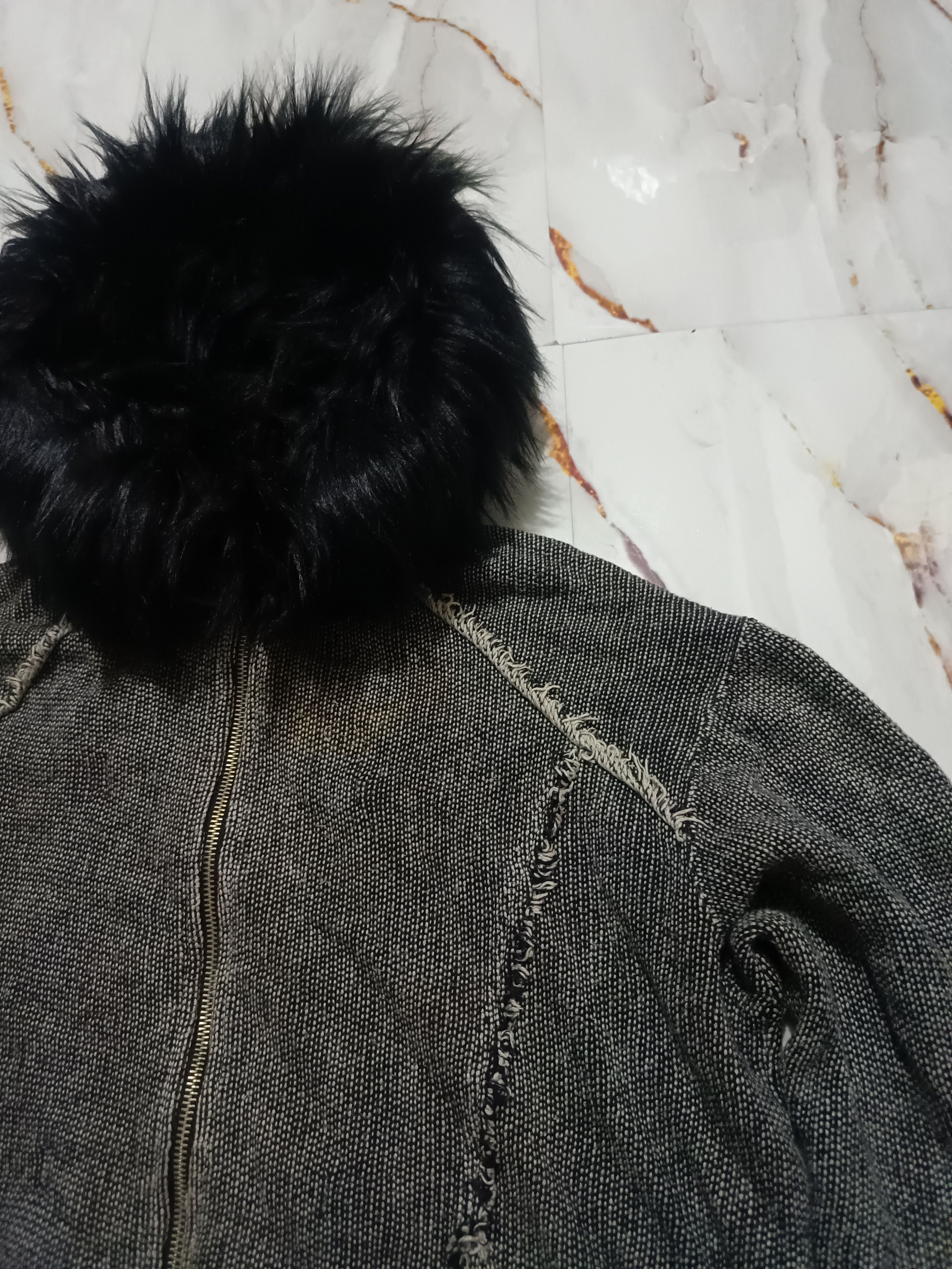Vintage Crazy Fur knit Movin black Box hoodie Size US L / EU 52-54 / 3 - 4 Thumbnail
