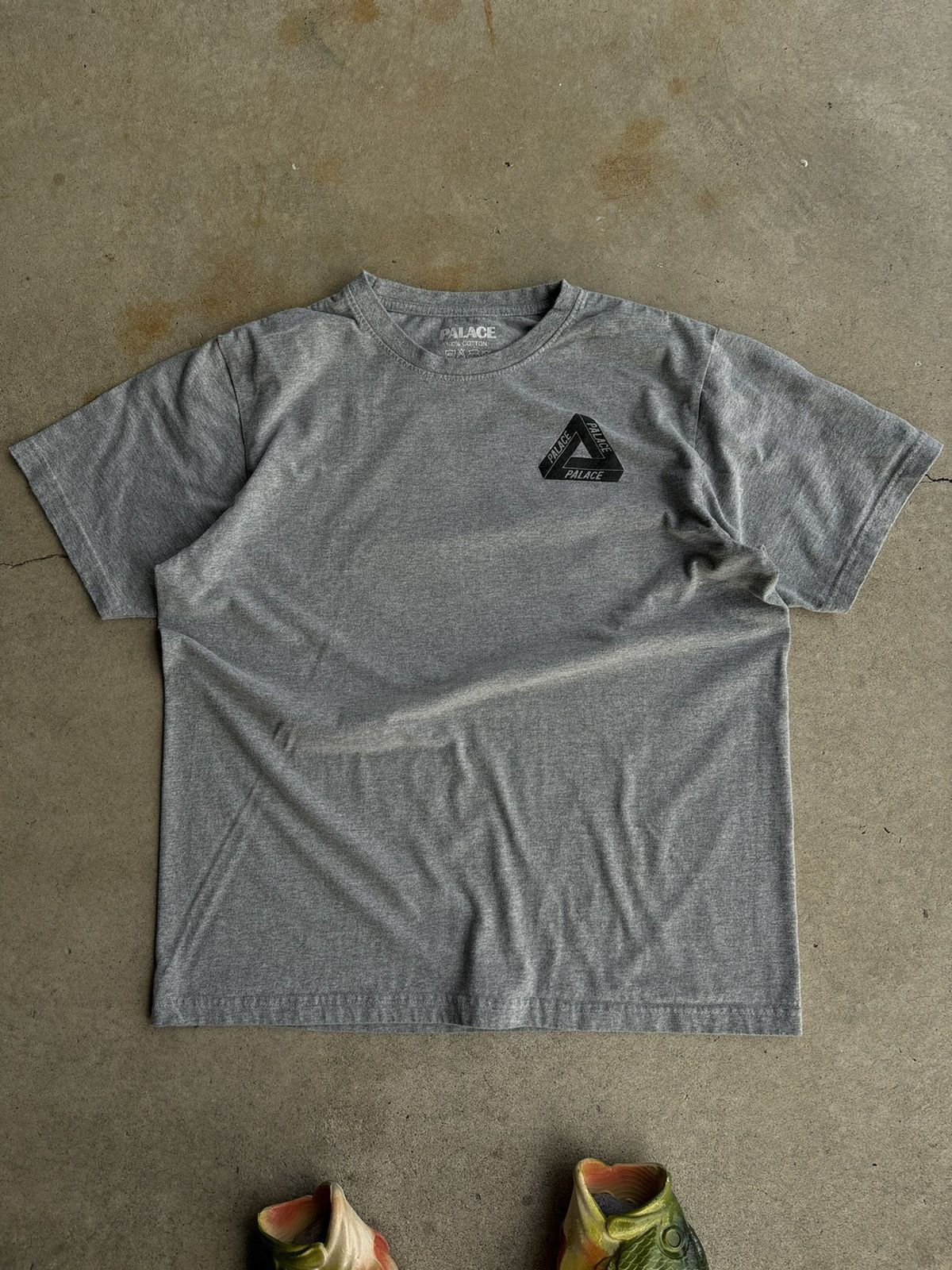 Japanese Brand × Vintage Crazy Palace Heather Grey Simple Triangle Logo Boxy Tee Size US L / EU 52-54 / 3 - 1 Thumbnail