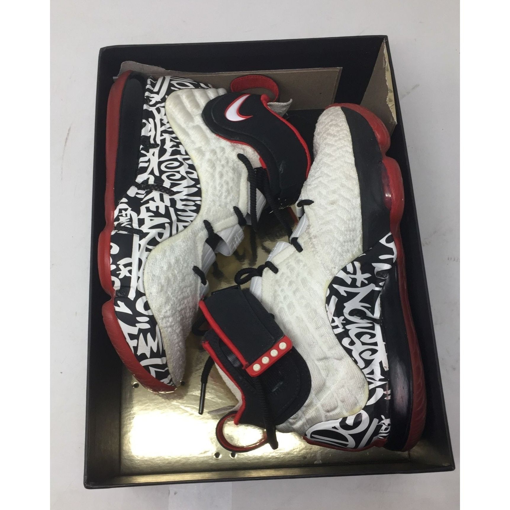 Nike Nike Lebron XVII 17 Grafiti Freestyle White/Red/Black Sneake Size US 6 / EU 39 - 4 Thumbnail