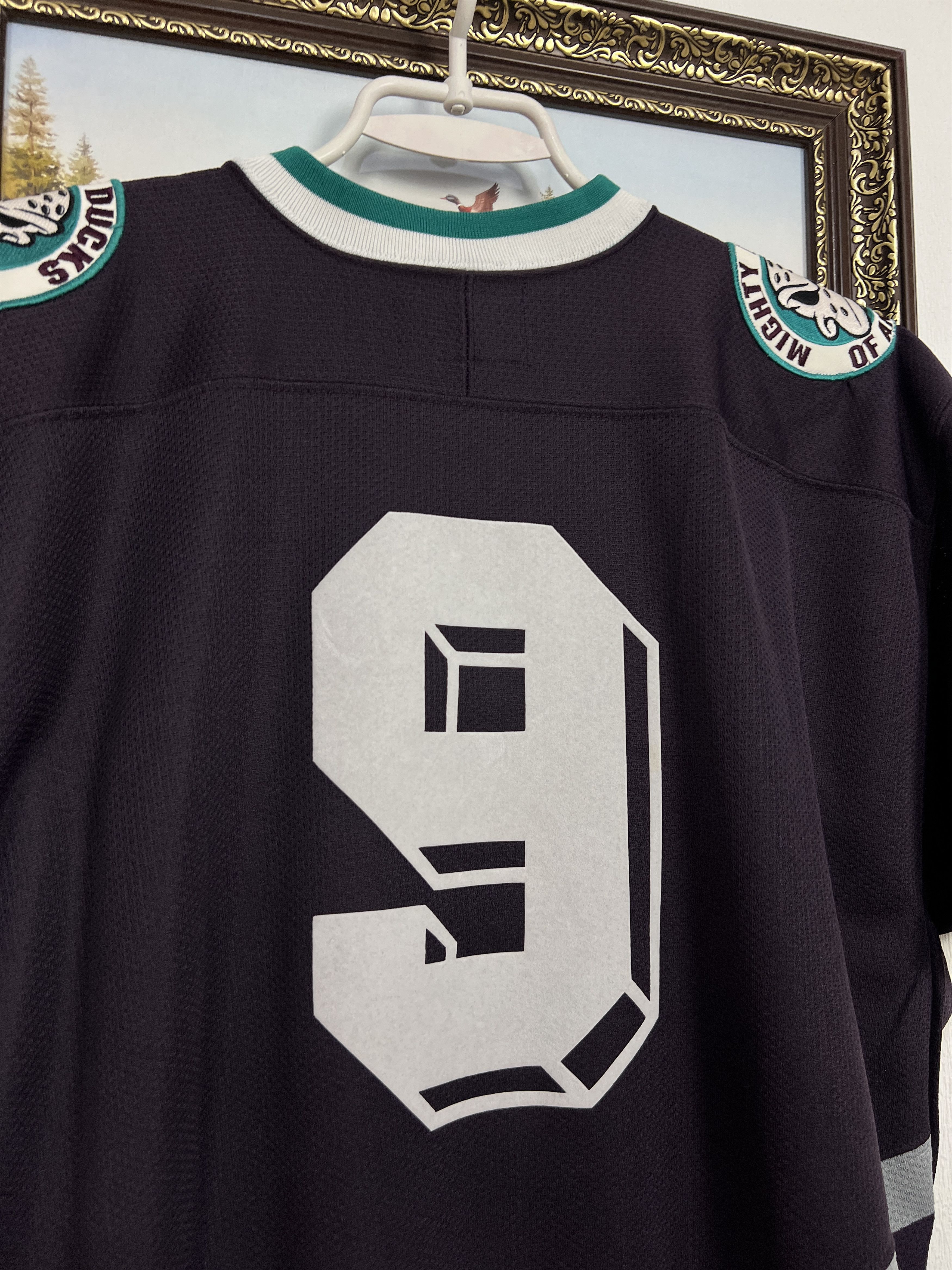 Starter Vintage 90's Anaheim Mighty Ducks Hockey Jersey NHL Trikot Size US M / EU 48-50 / 2 - 8 Thumbnail