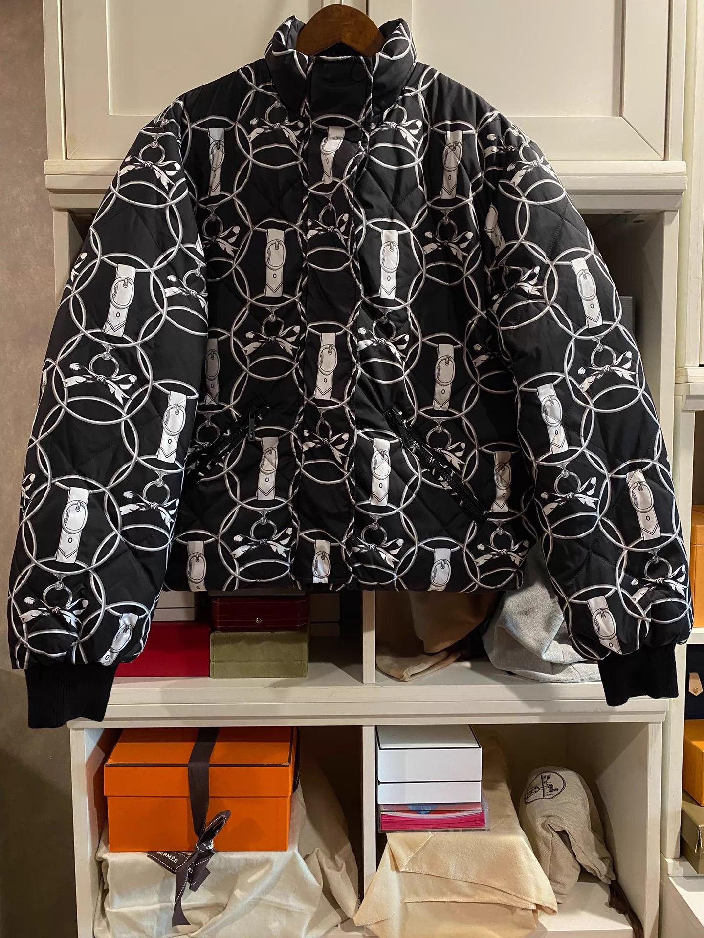 Hermes Hermes Reversible Diamond Quilted Down Jacket Sz 38 Size S / US 4 / IT 40 - 3 Thumbnail