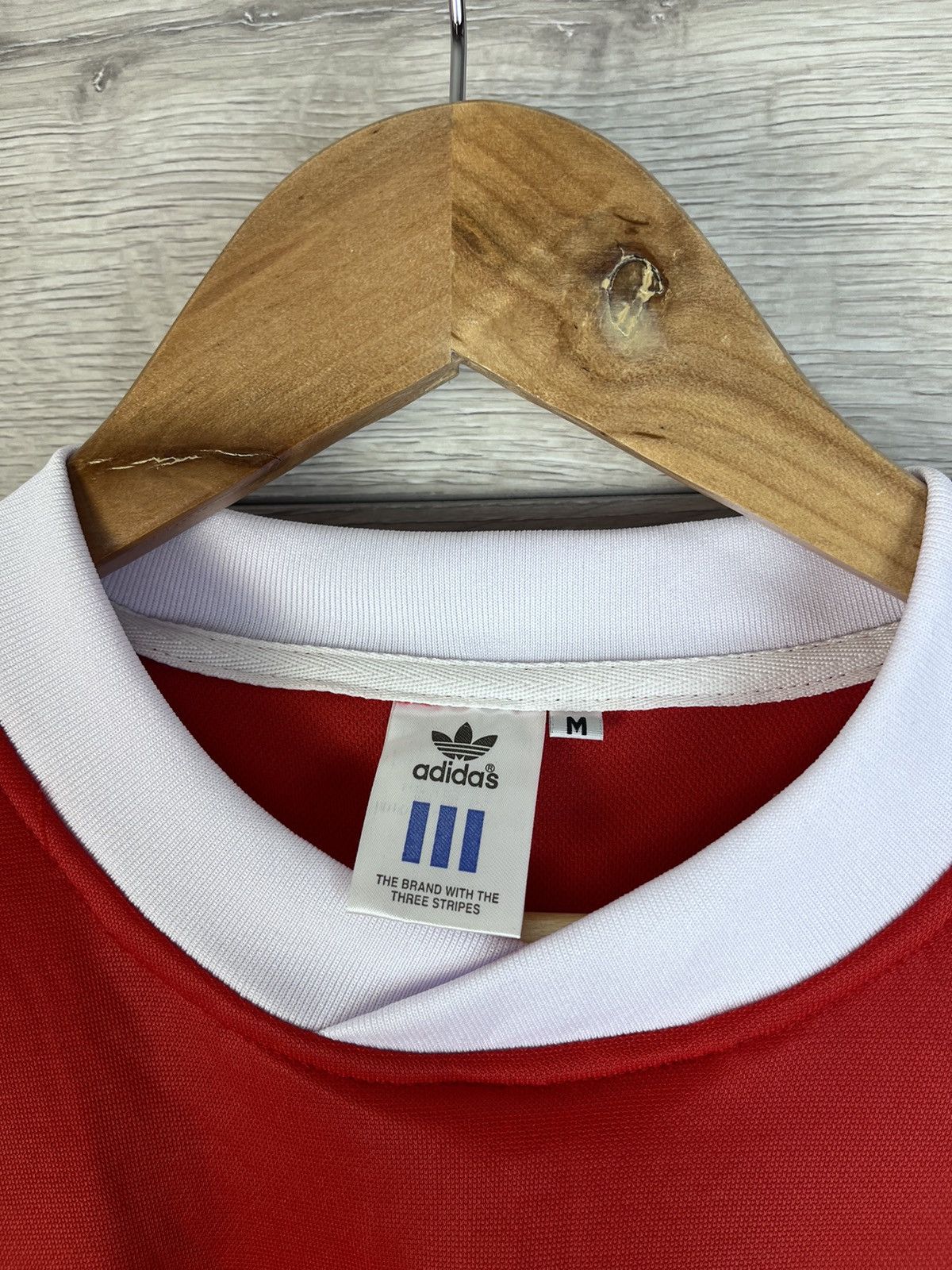 Adidas WREXHAM 1980 HOME RARE VINTAGE JERSEY RETRO FOOTBALL SHIRT Size US M / EU 48-50 / 2 - 5 Thumbnail