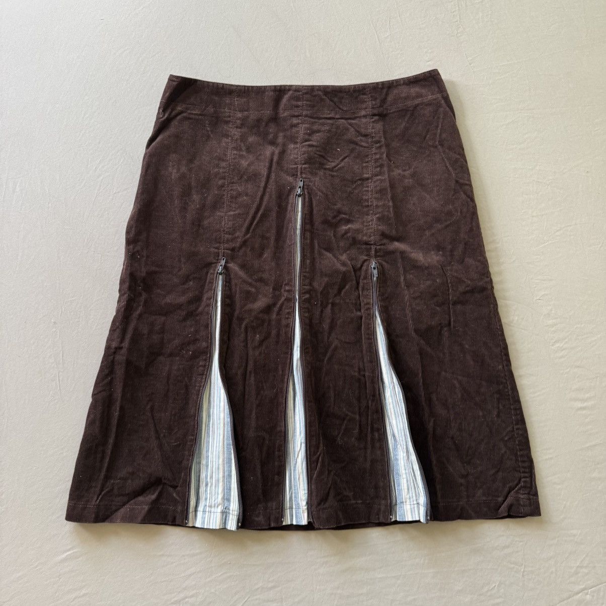 Other Vintage Y2K corduroy A-Line skirt with zipper detail Size 34" / US 12 / IT 48 - 1 Thumbnail