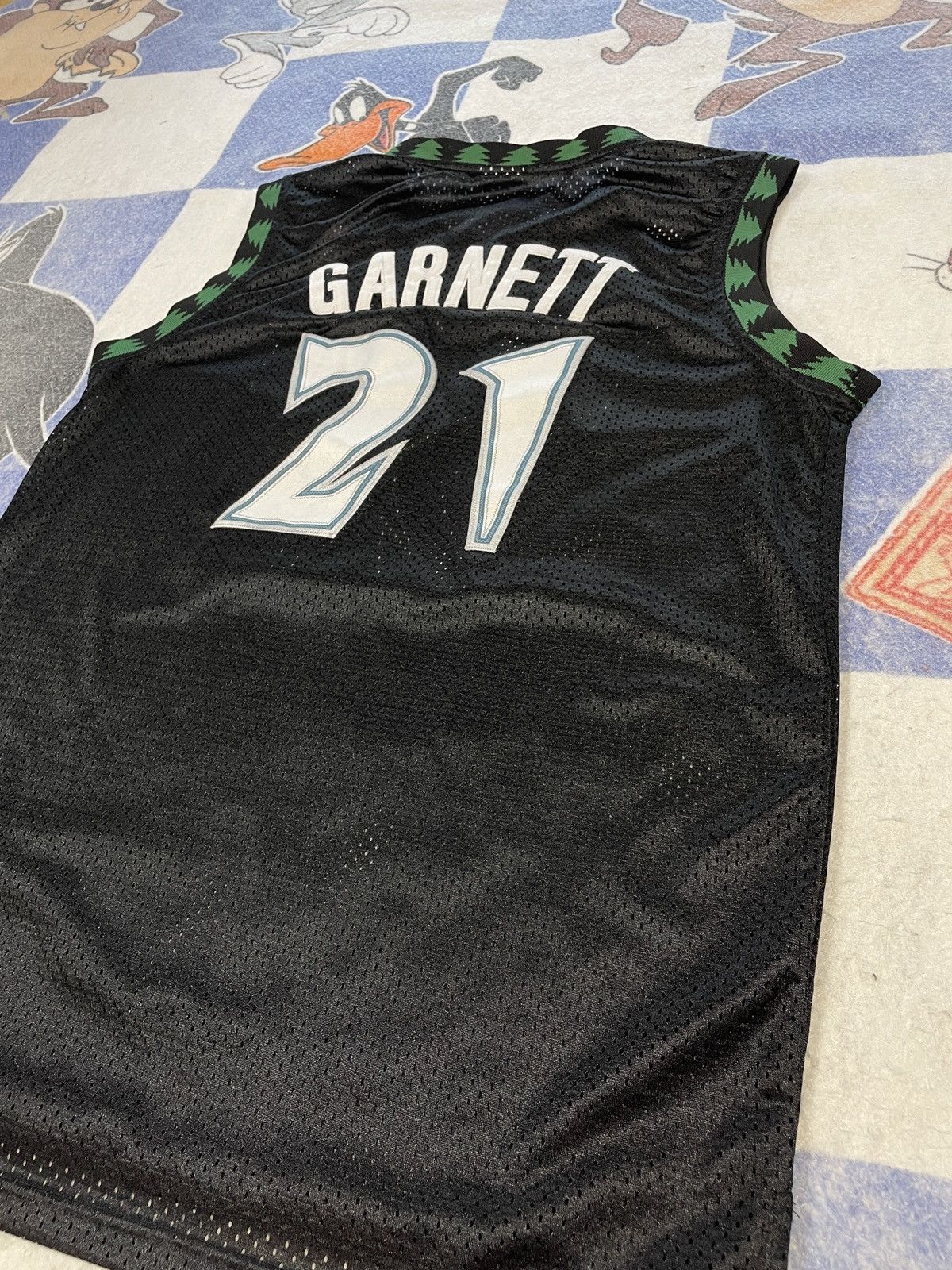 NBA Vintage Minneapolis Timberwolves Kevin Garnett jersey Size US XL / EU 56 / 4 - 5 Thumbnail