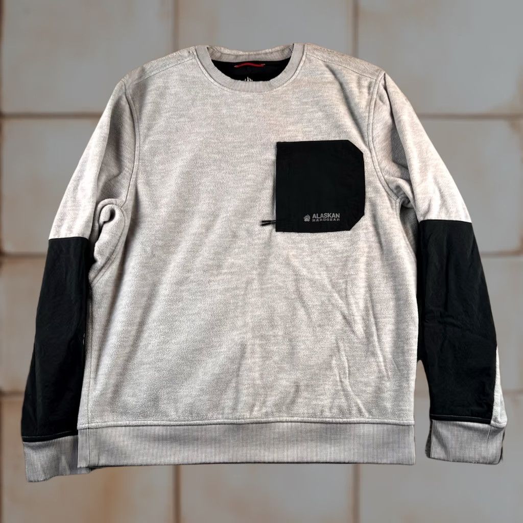 Vintage Duluth Pullover Sweatshirt Men M Gray Black Fleece Cotton Polyester Logo Outdoor Fisherman Crew Neck Long Sleeve Regular Fit Size US M / EU 48-50 / 2 - 1 Thumbnail